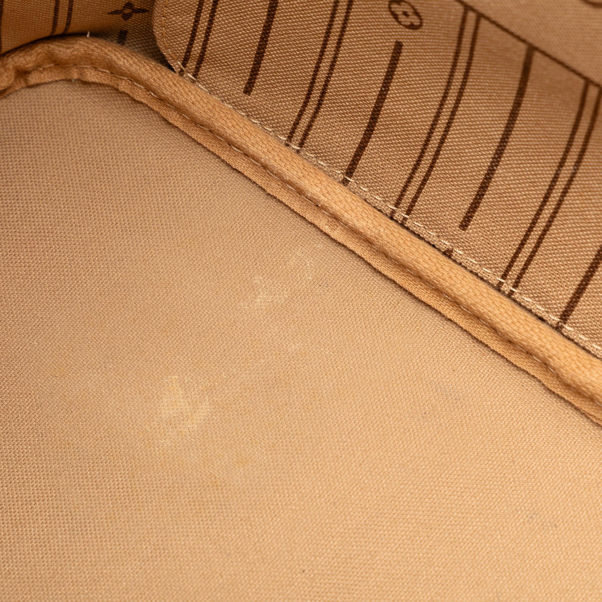 Louis Vuitton Monogram Neverfull MM (SHG-sl21gf)
