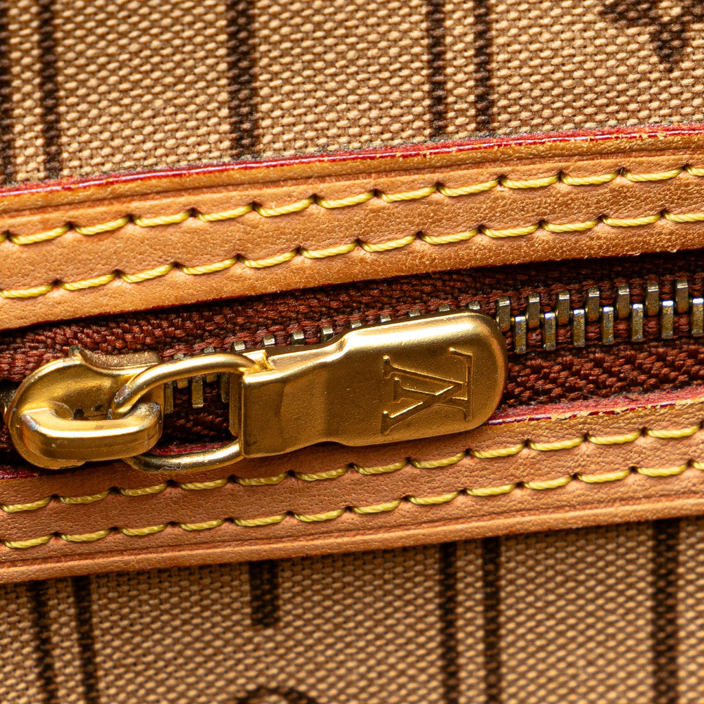 Louis Vuitton Monogram Neverfull MM (SHG-KUcsTs)