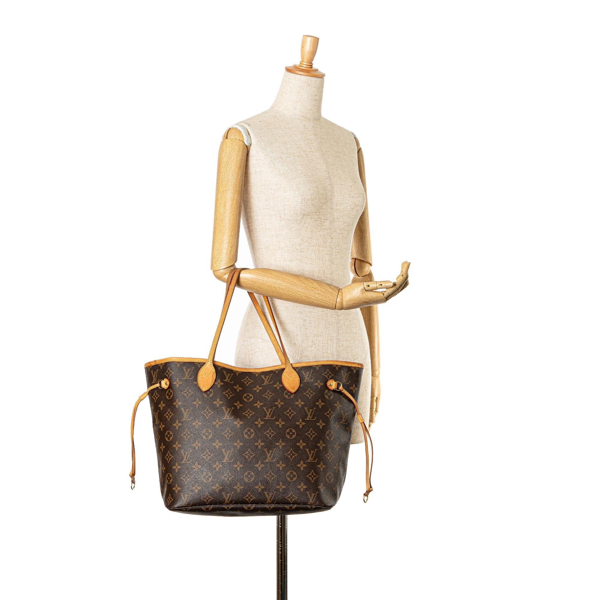 Louis Vuitton Monogram Neverfull MM (SHG-vyn6QK)