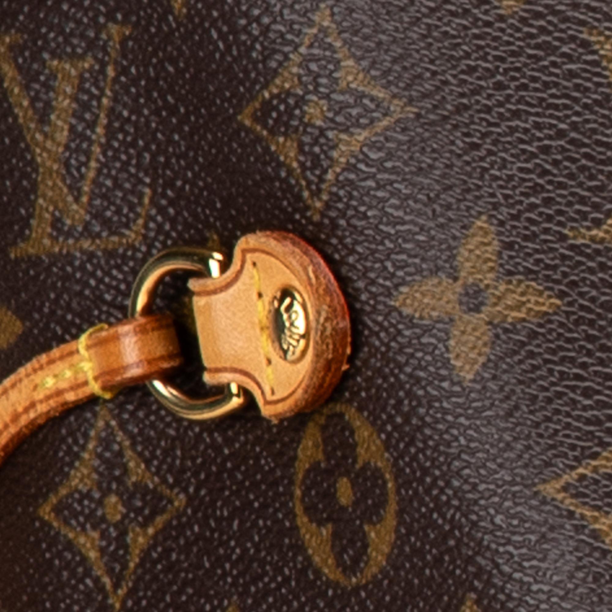 Louis Vuitton Monogram Neverfull MM (SHG-ea3WBR)