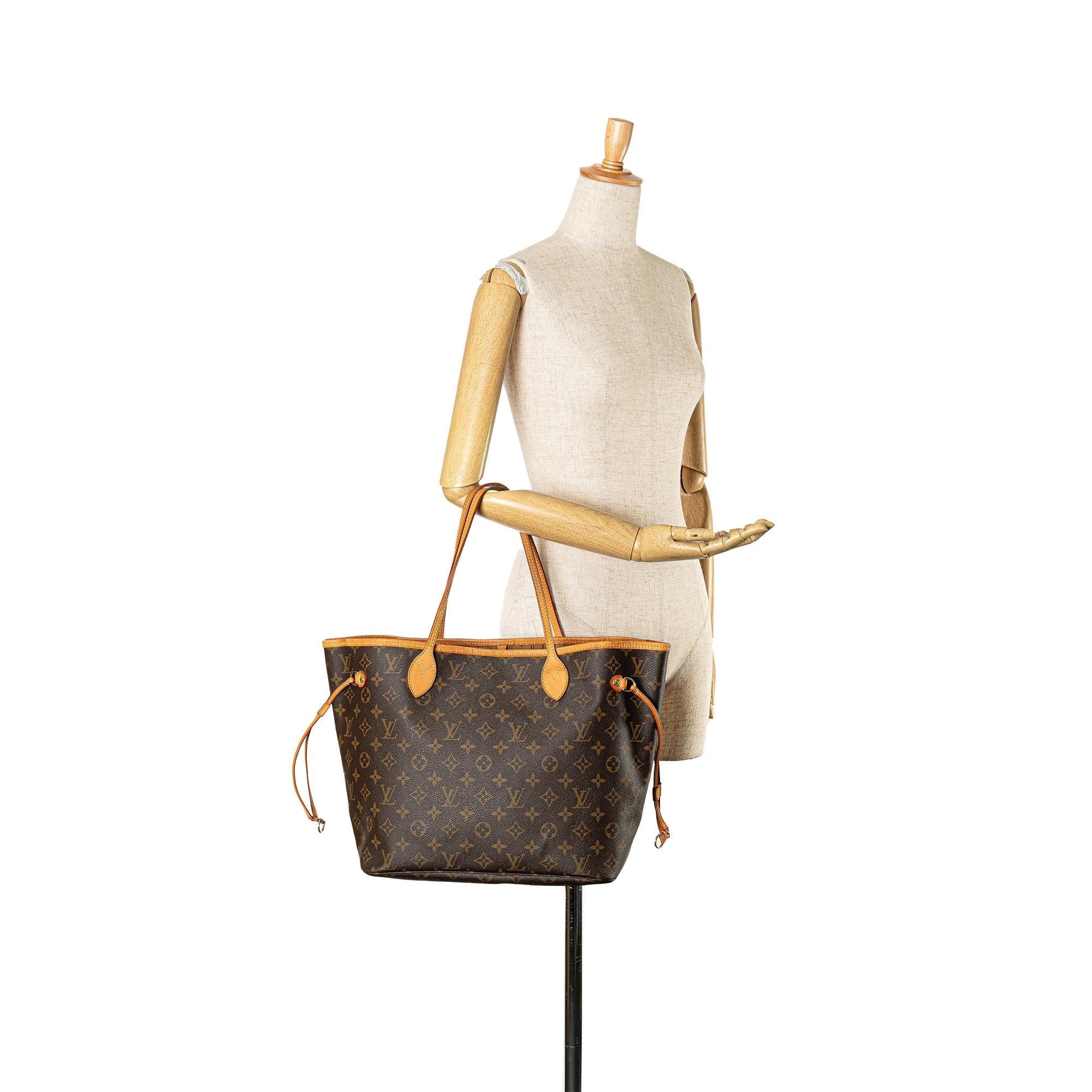 Louis Vuitton Monogram Neverfull MM (SHG-RKWn7R)