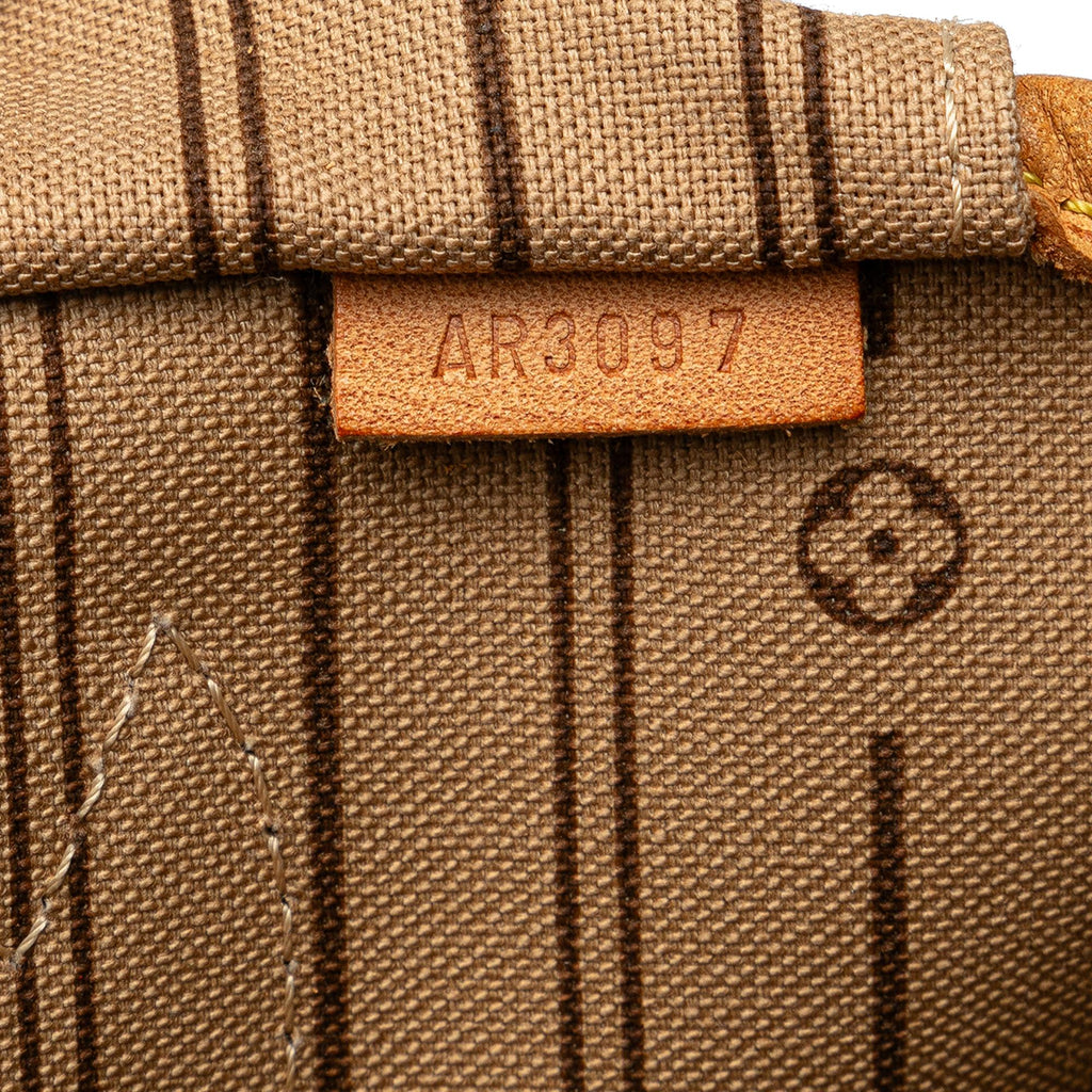 Louis Vuitton Monogram Neverfull MM (SHG-8UiGnB)