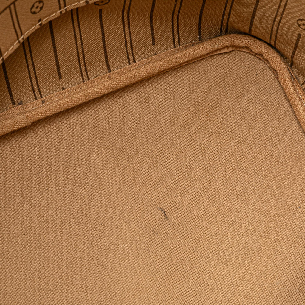 Louis Vuitton Monogram Neverfull MM (SHG-8UiGnB)