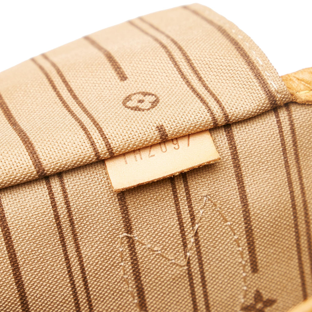 Louis Vuitton Monogram Neverfull PM (SHG-34585)