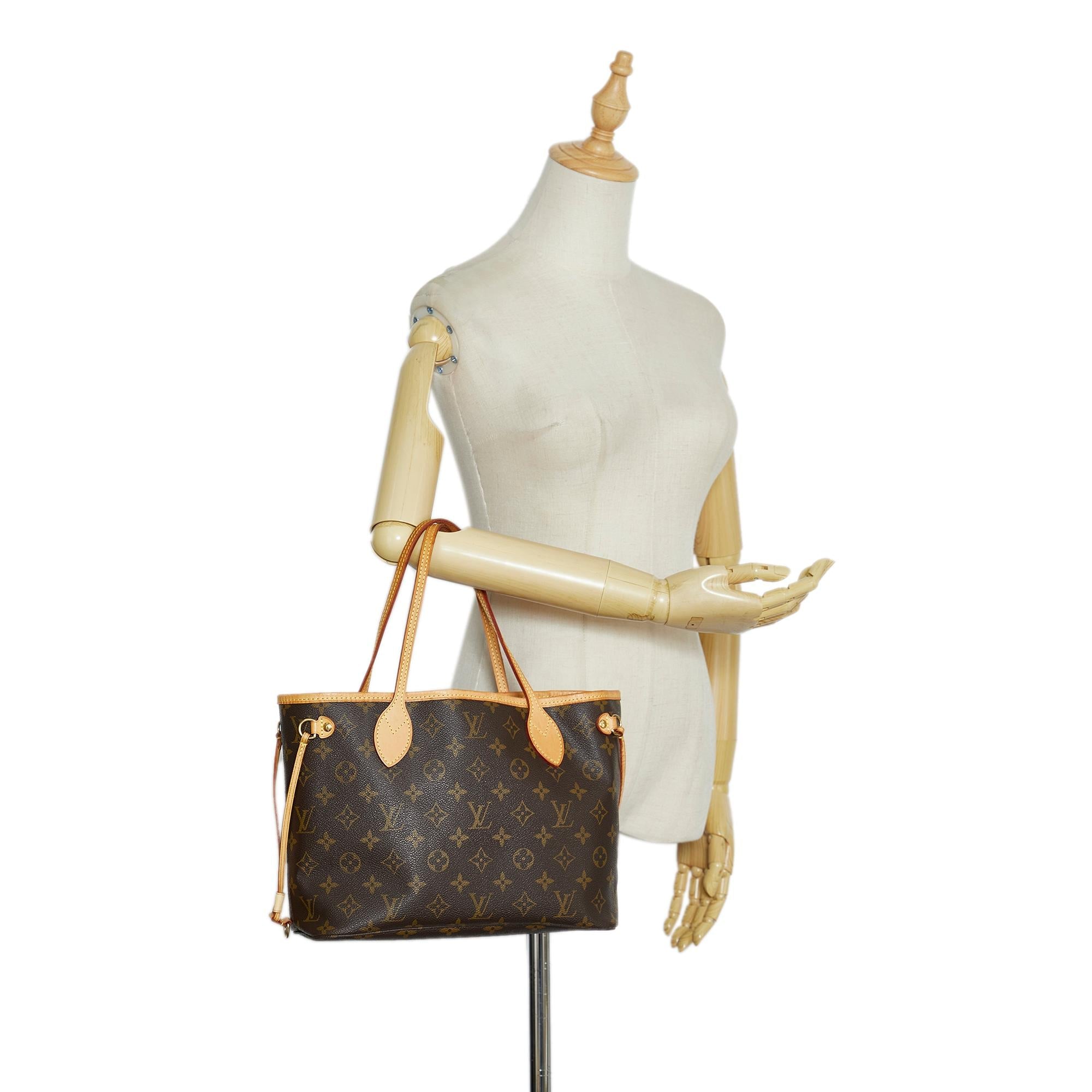 Louis Vuitton Monogram Neverfull PM (SHG-DGuXle)