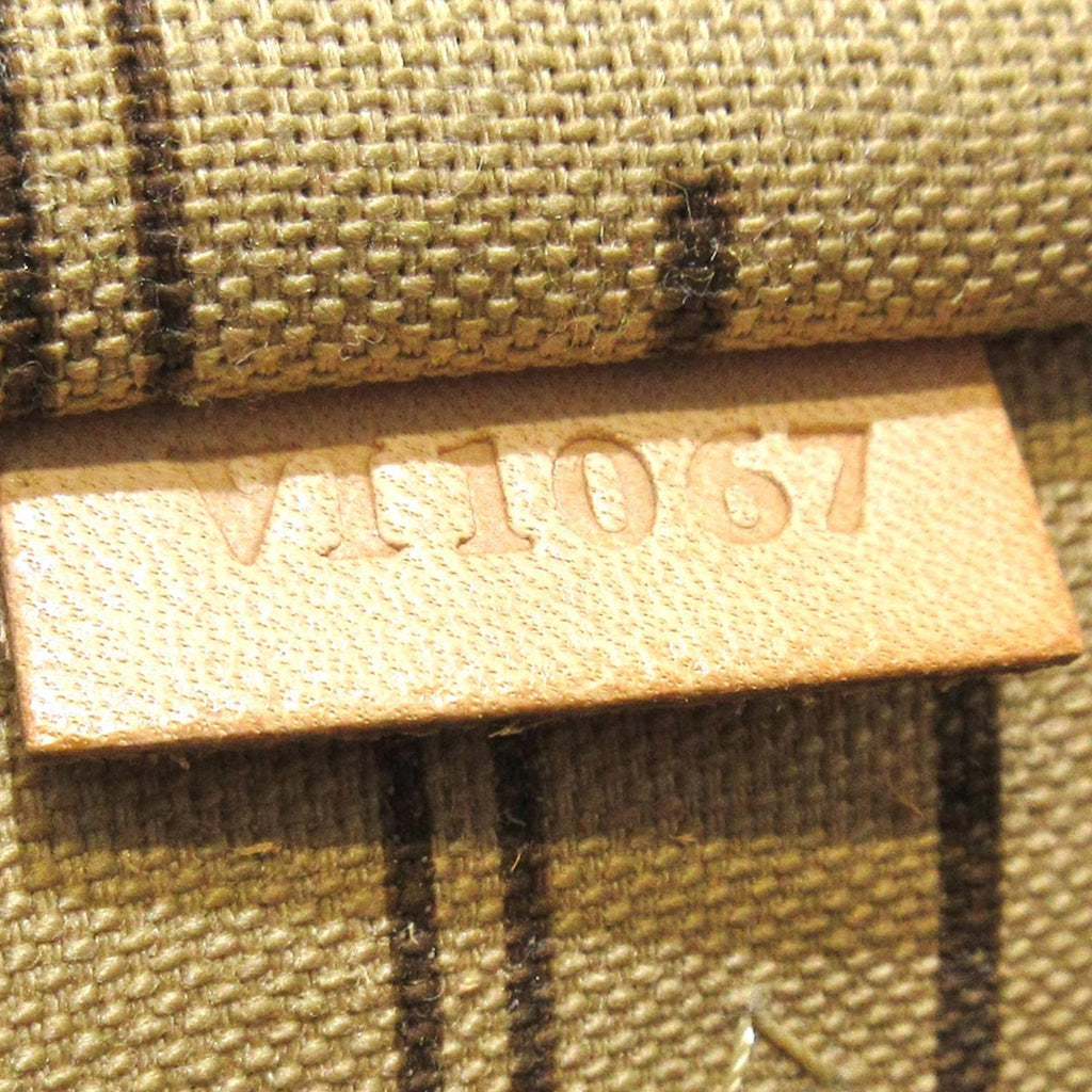 Louis Vuitton Monogram Neverfull PM (SHG-Z27Ogd)