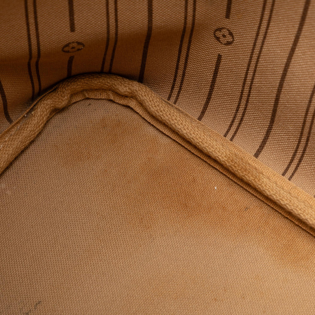 Louis Vuitton Monogram Neverfull PM (SHG-qOCZYB)