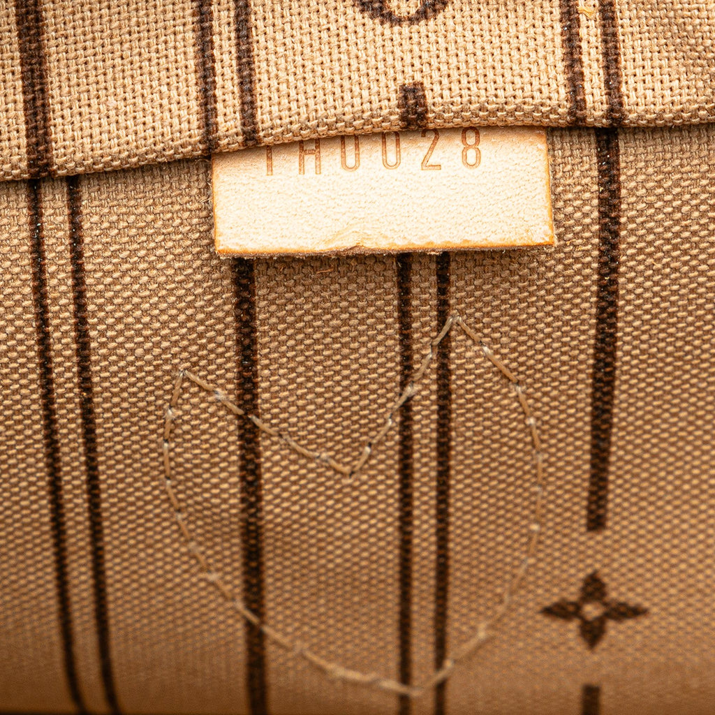 Louis Vuitton Monogram Neverfull PM (SHG-KTlqHB)