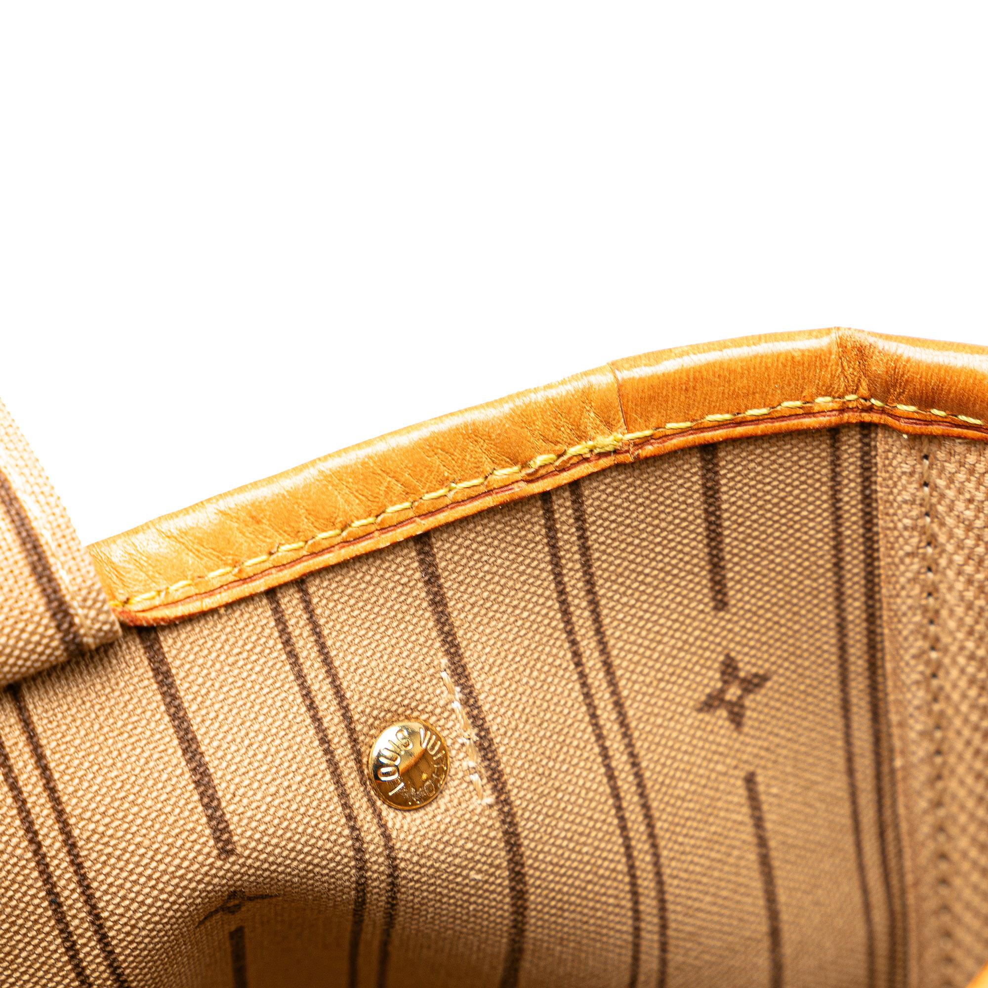 Louis Vuitton Monogram Neverfull PM (SHG-jDzF1P)