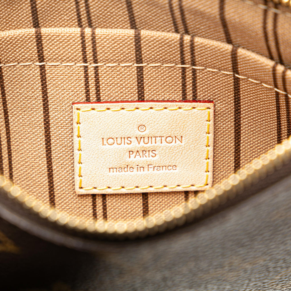 Louis Vuitton Monogram Neverfull Pochette