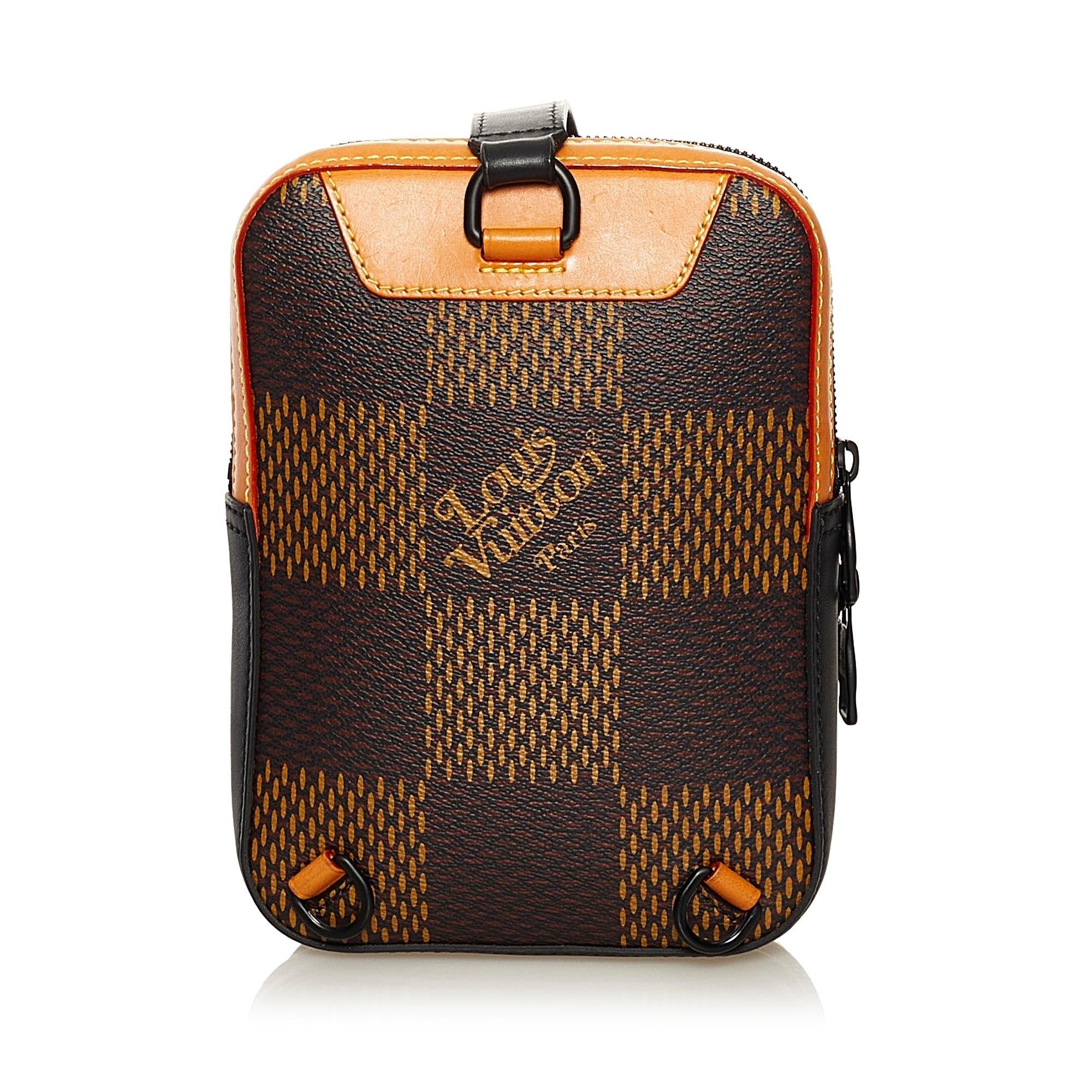Louis Vuitton Monogram Nigo Danube (SHG-35703)