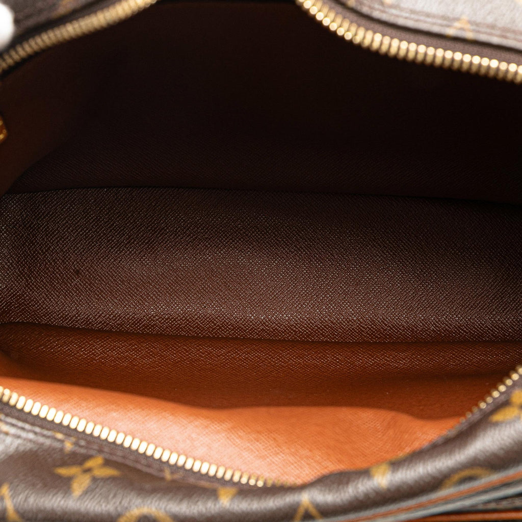 Louis Vuitton Monogram Nil Crossbody Bag (SHG-ffeWhi)