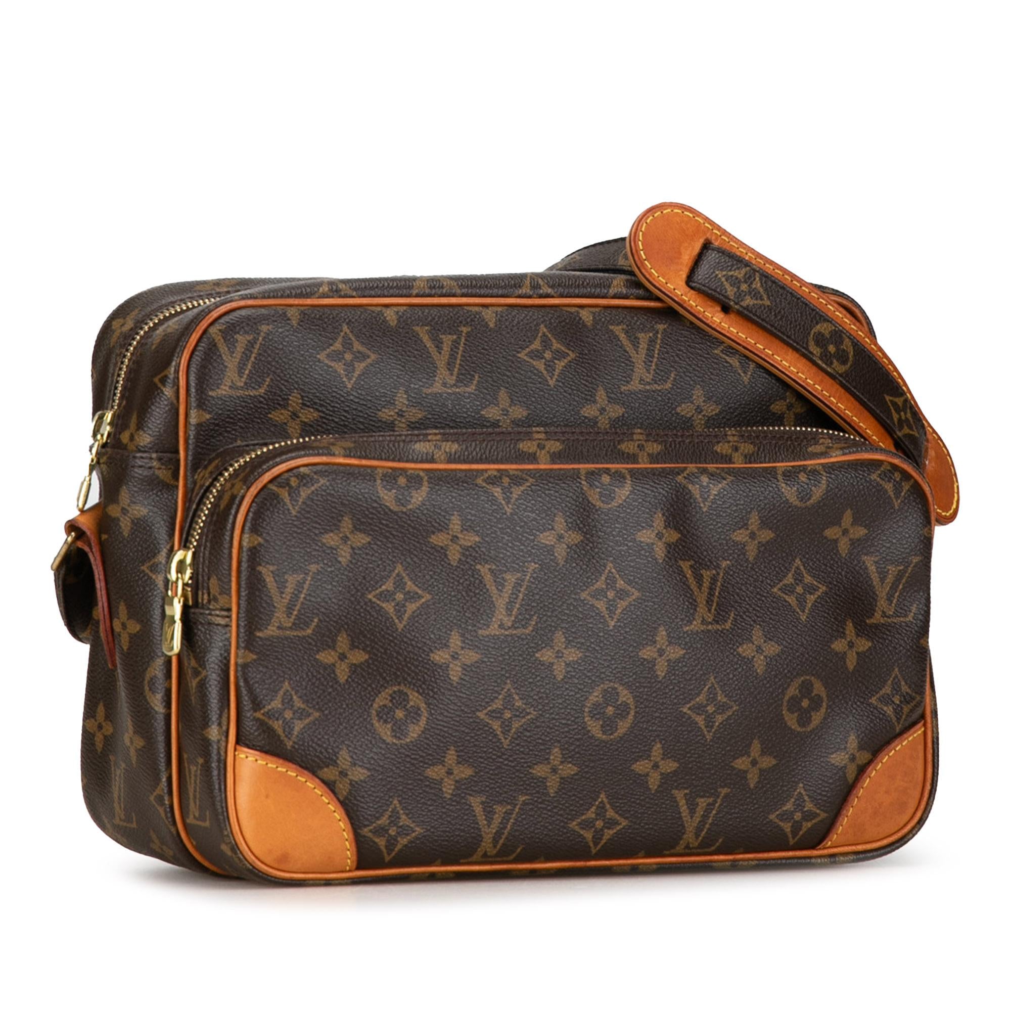 Louis Vuitton Monogram Nil Crossbody Bag (SHG-ffeWhi)