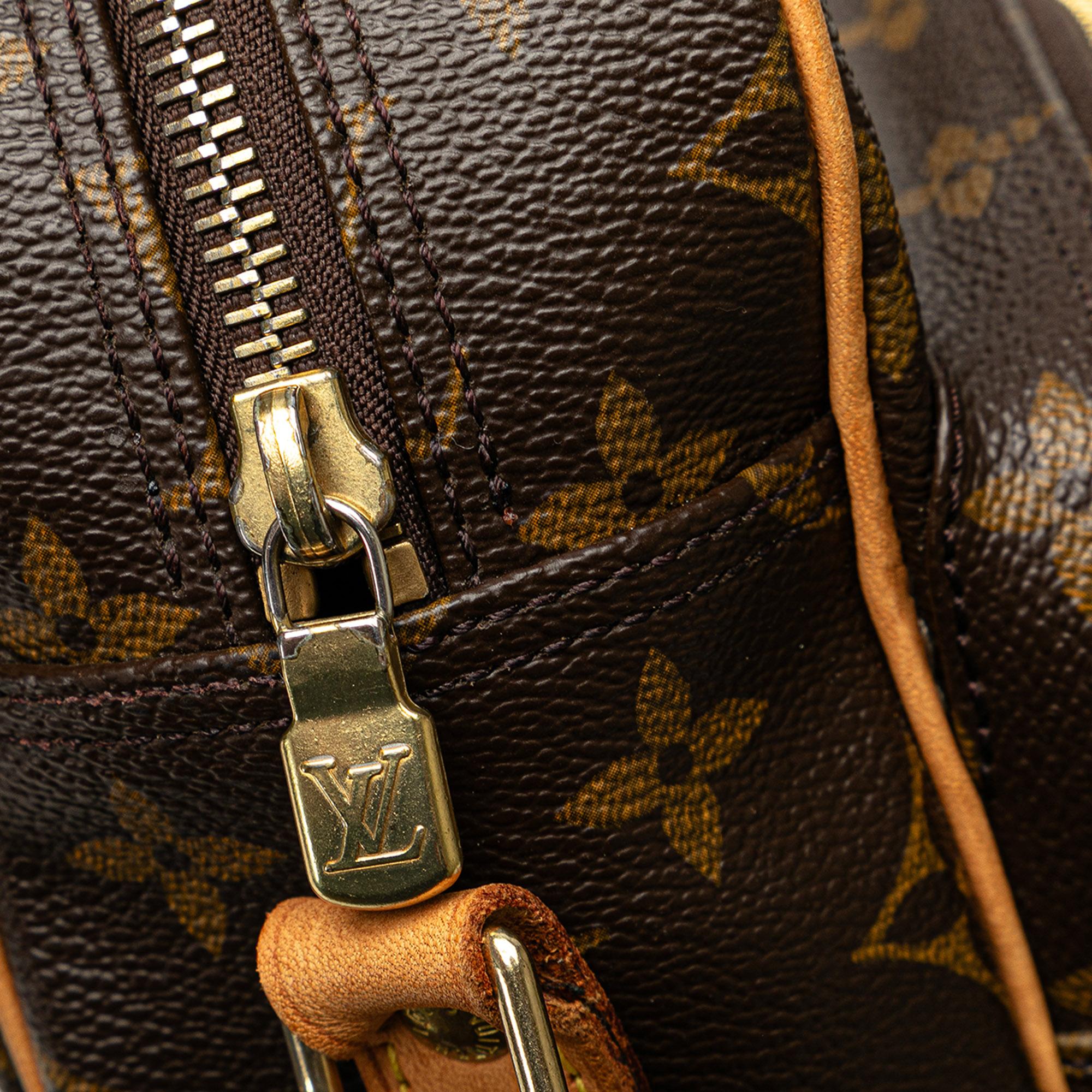 Louis Vuitton Monogram Nil Crossbody Bag (SHG-TvdPUA)