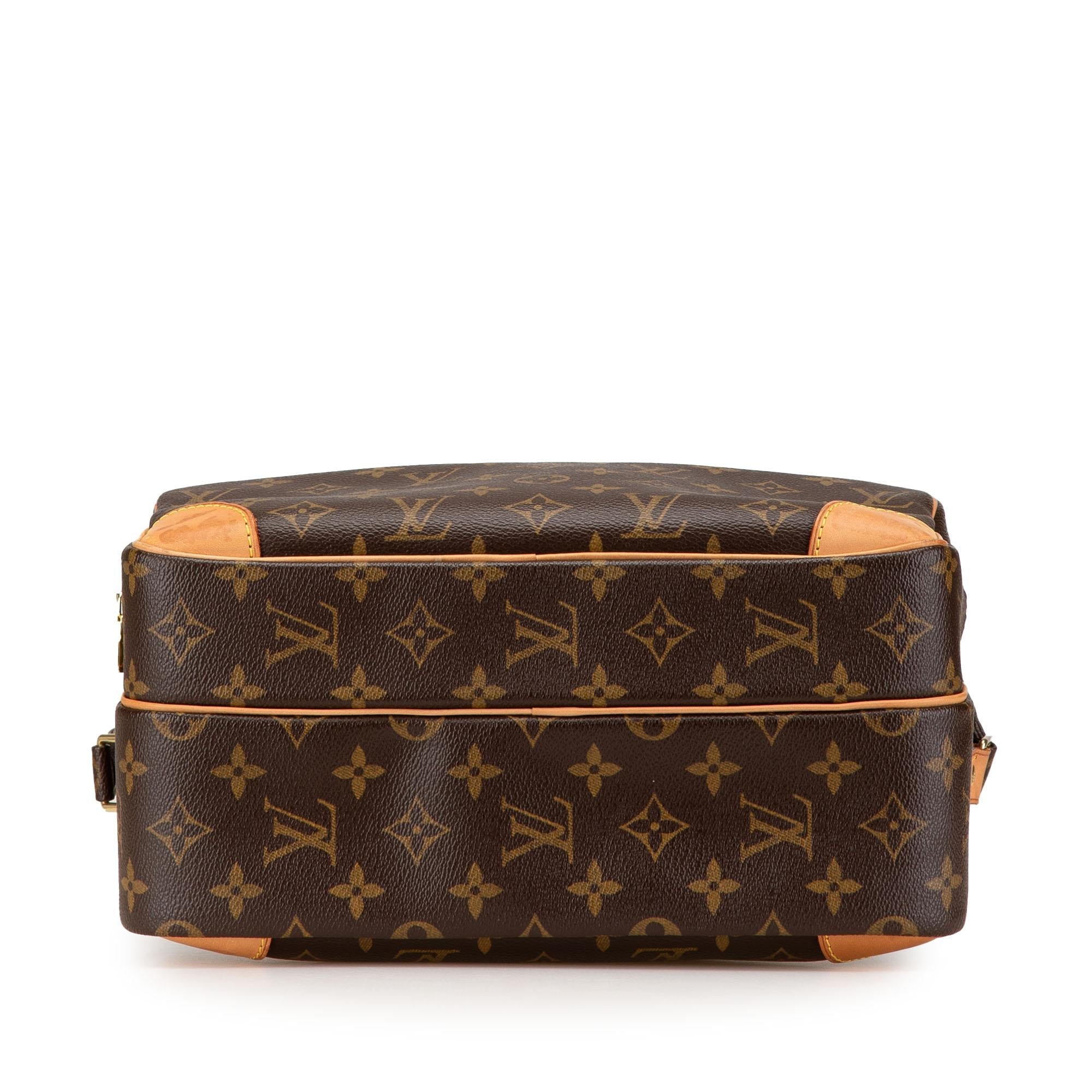 Louis Vuitton Monogram Nil Crossbody