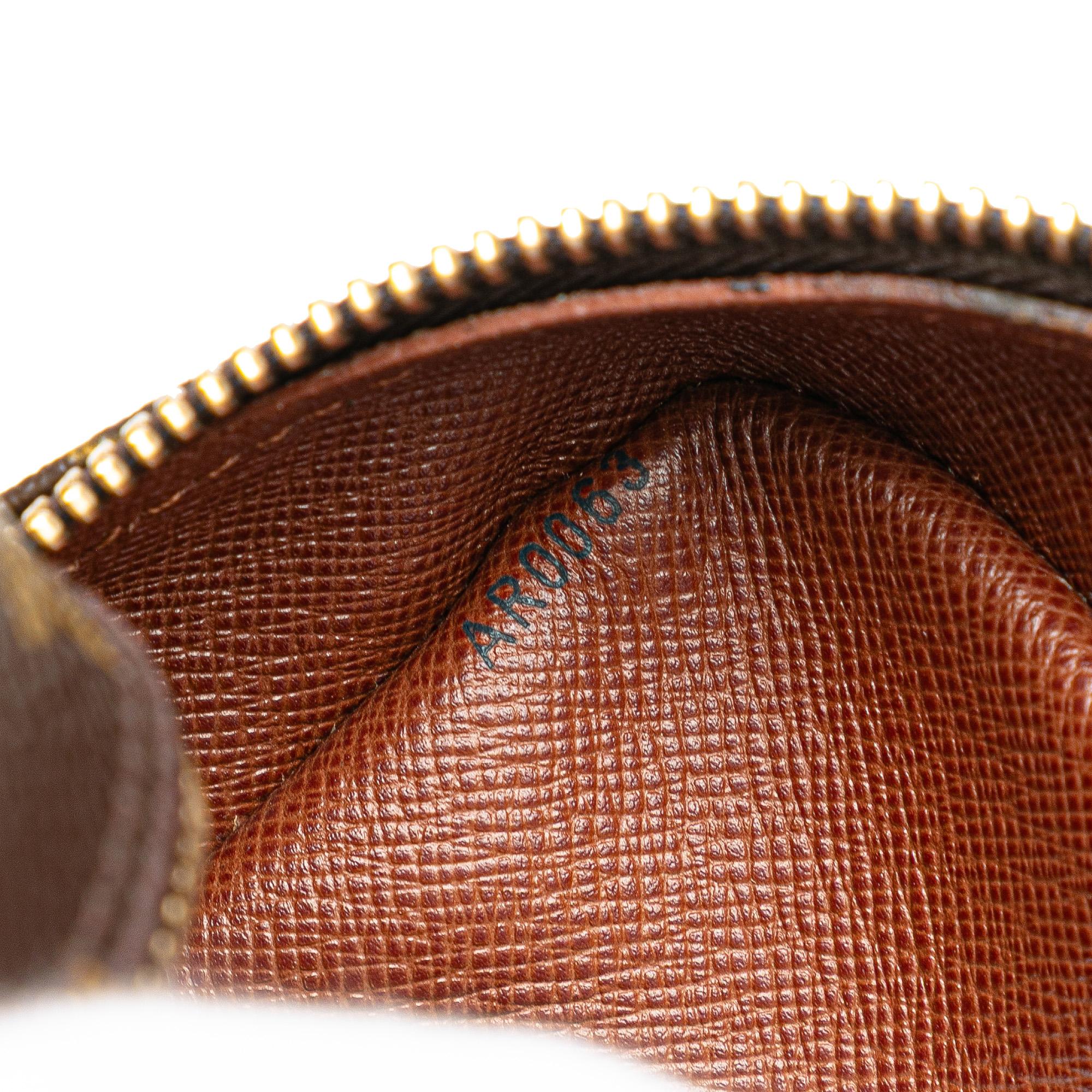 Louis Vuitton Monogram Nil Crossbody