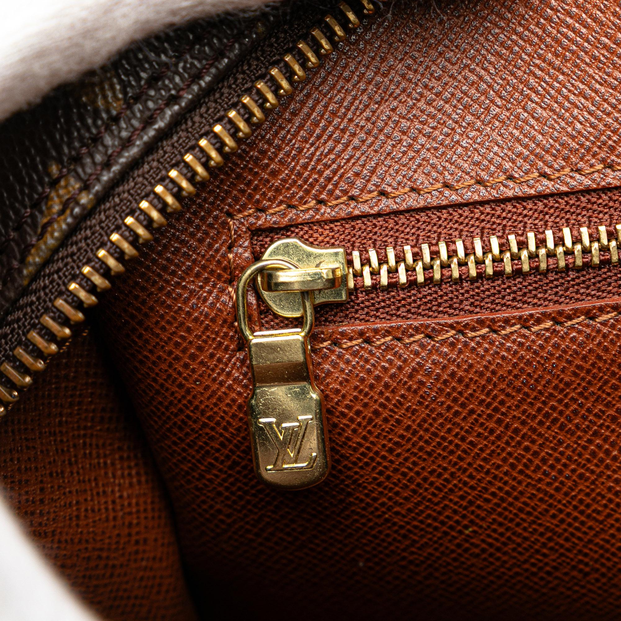 Louis Vuitton Monogram Nil Crossbody