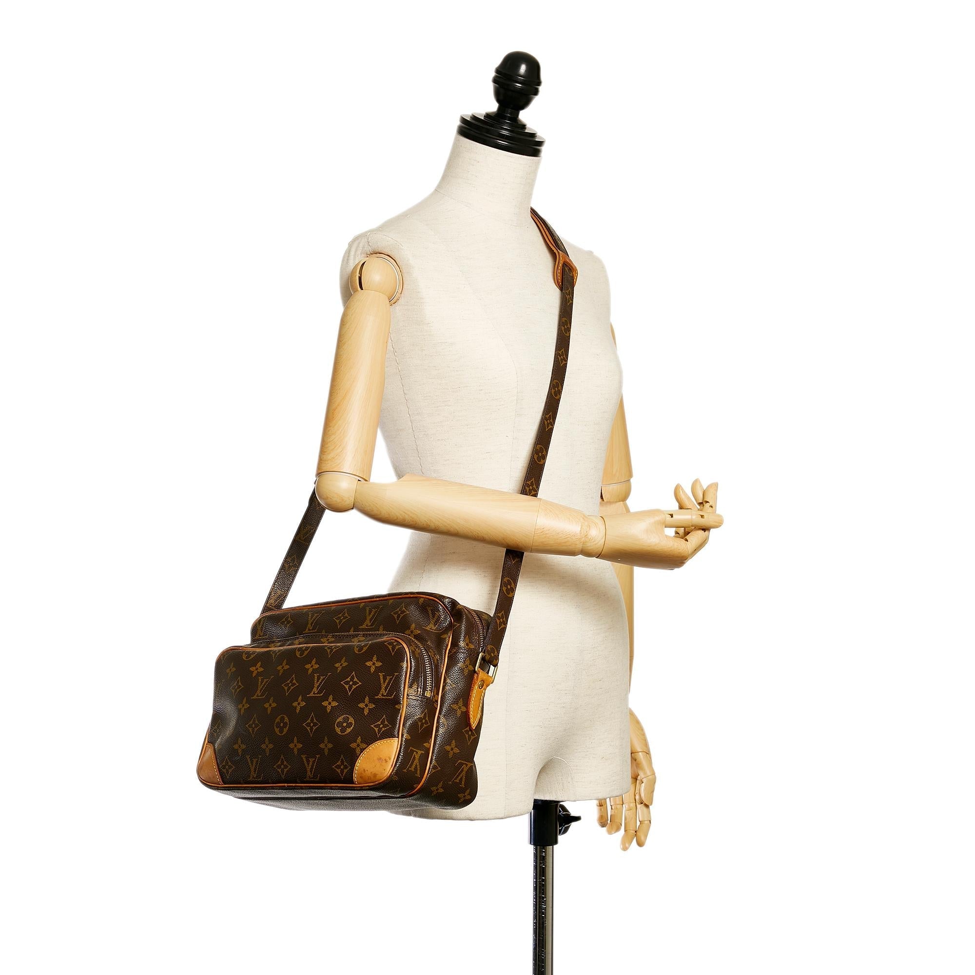 Louis Vuitton Monogram Nile (SHG-29123)