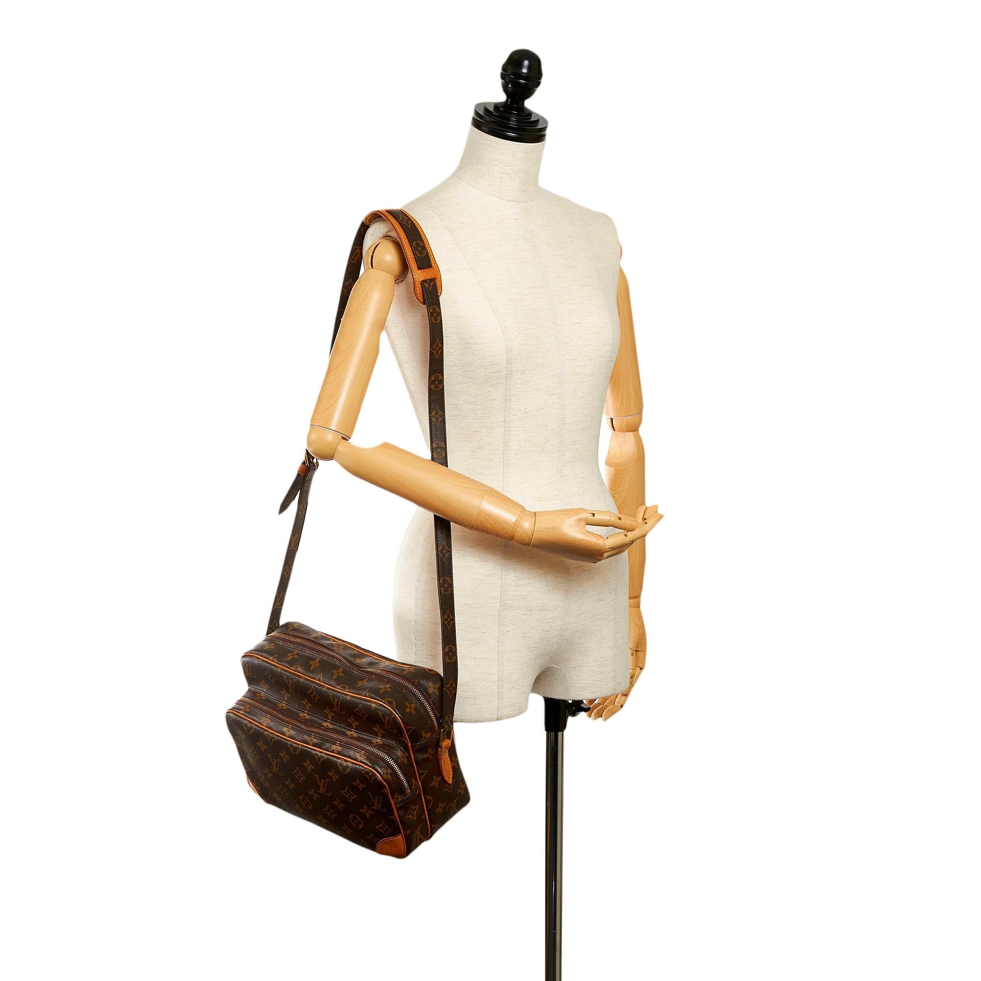 Louis Vuitton Monogram Nile (SHG-30944)