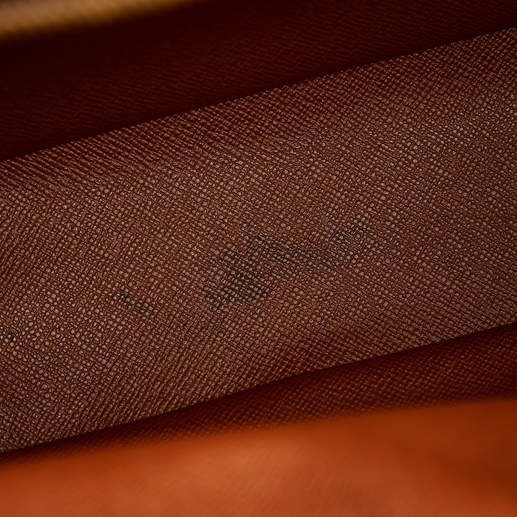 Louis Vuitton Monogram Nile (SHG-YicNkM)