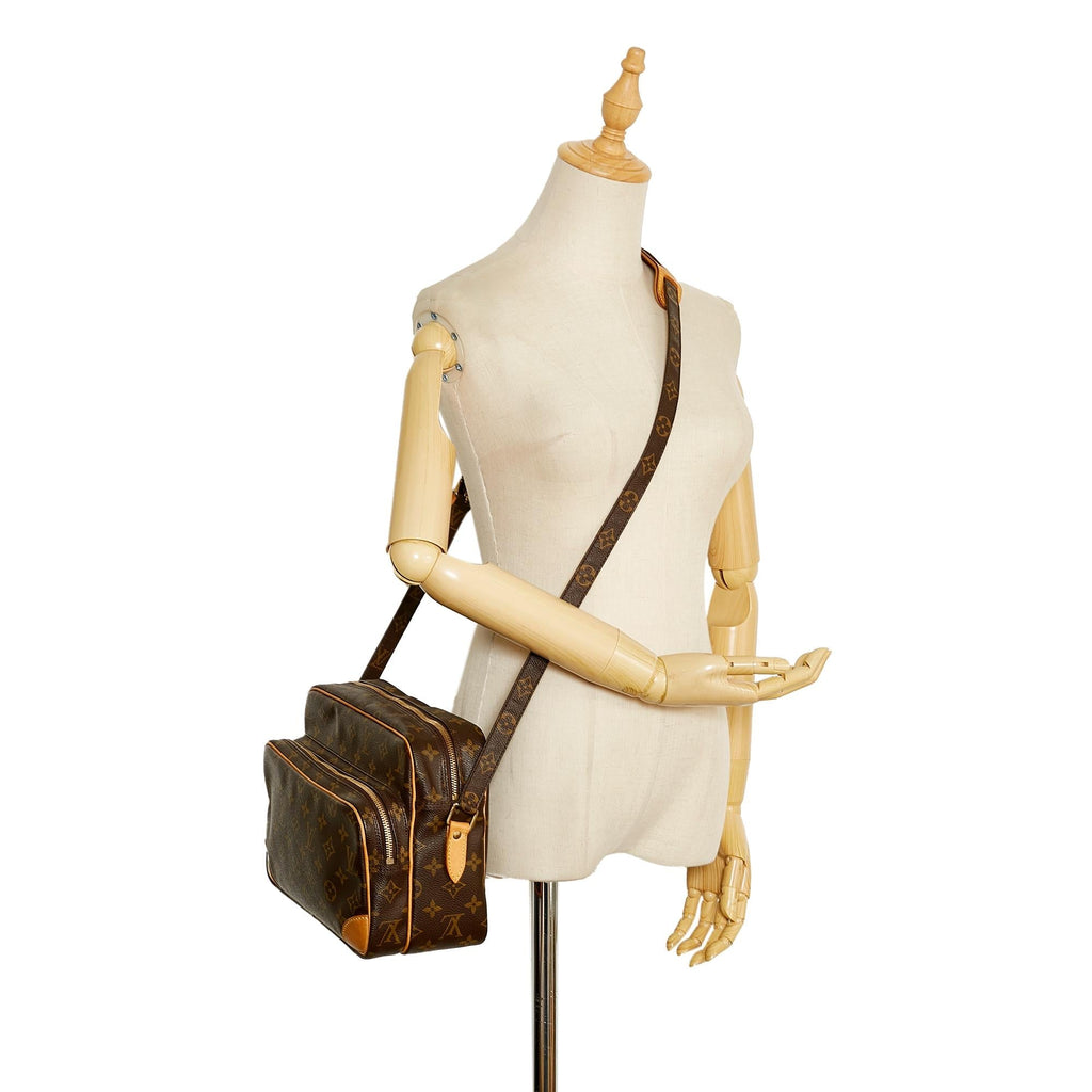 Louis Vuitton Monogram Nile (SHG-YicNkM)