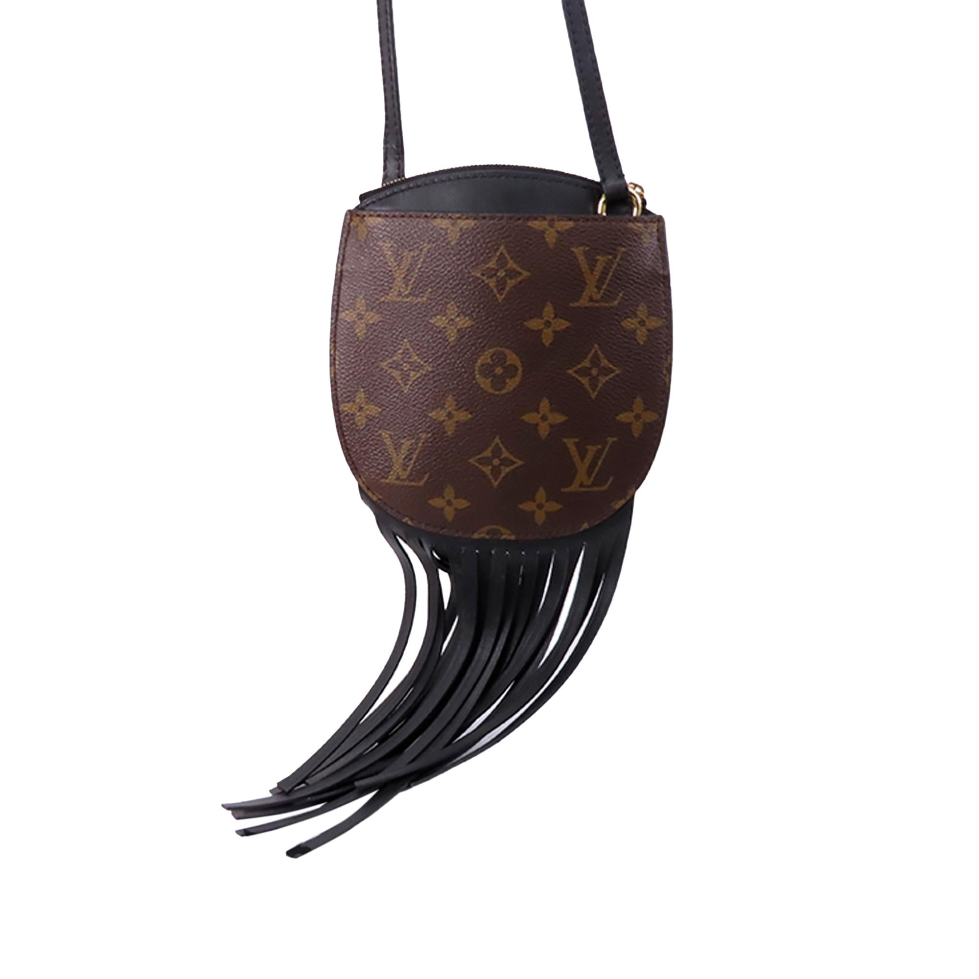 Louis Vuitton Monogram Noe Fringe (SHG-HyL7qM)