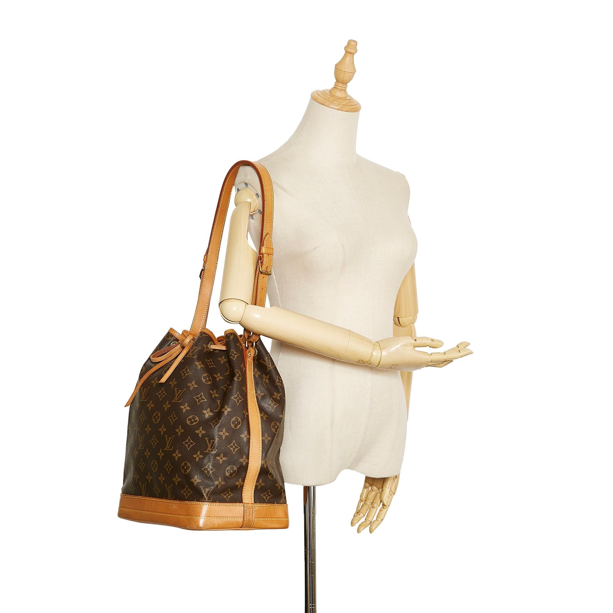 Louis Vuitton Monogram Noe GM (SHG-RU6dW4)