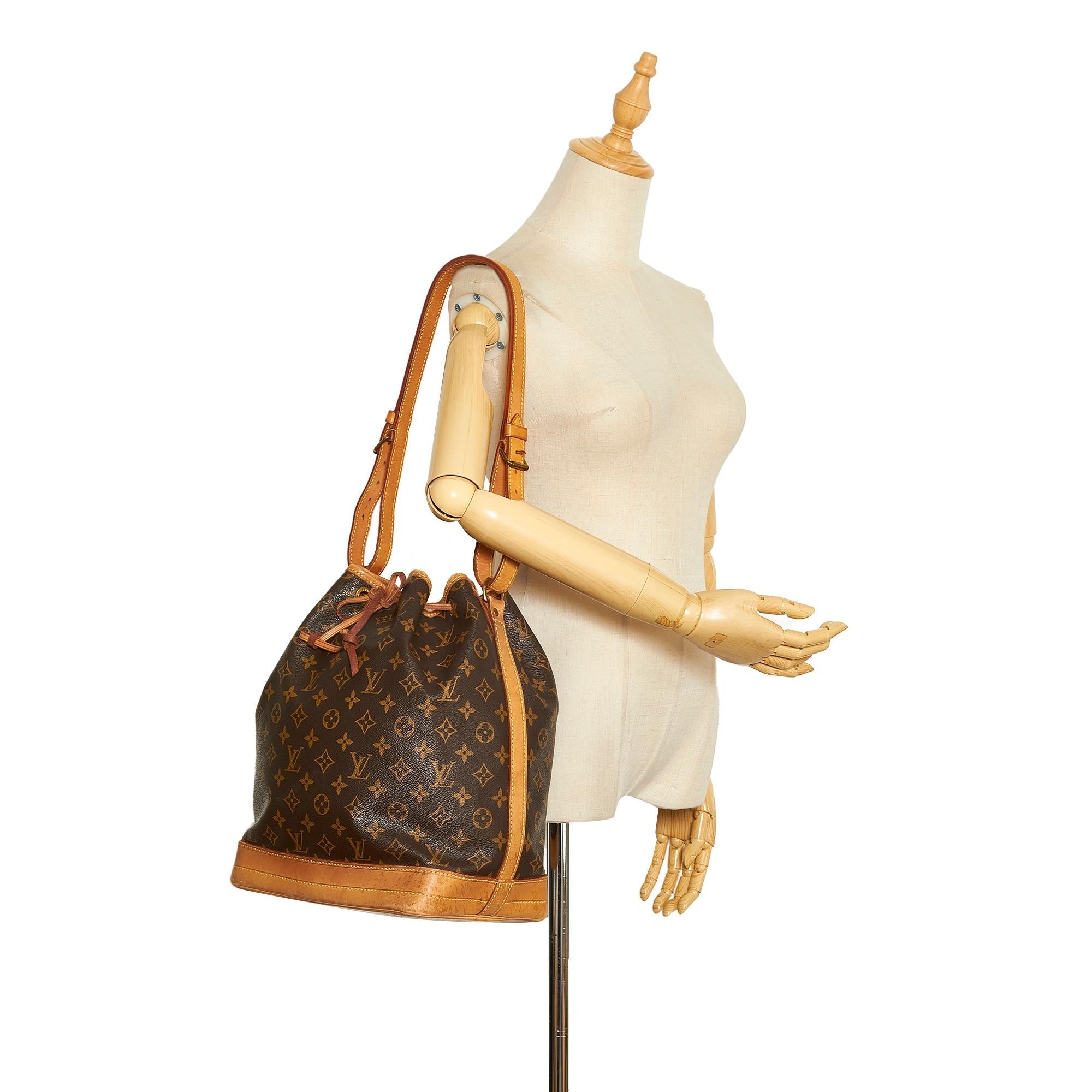 Louis Vuitton Monogram Noe GM (SHG-kS2L41)