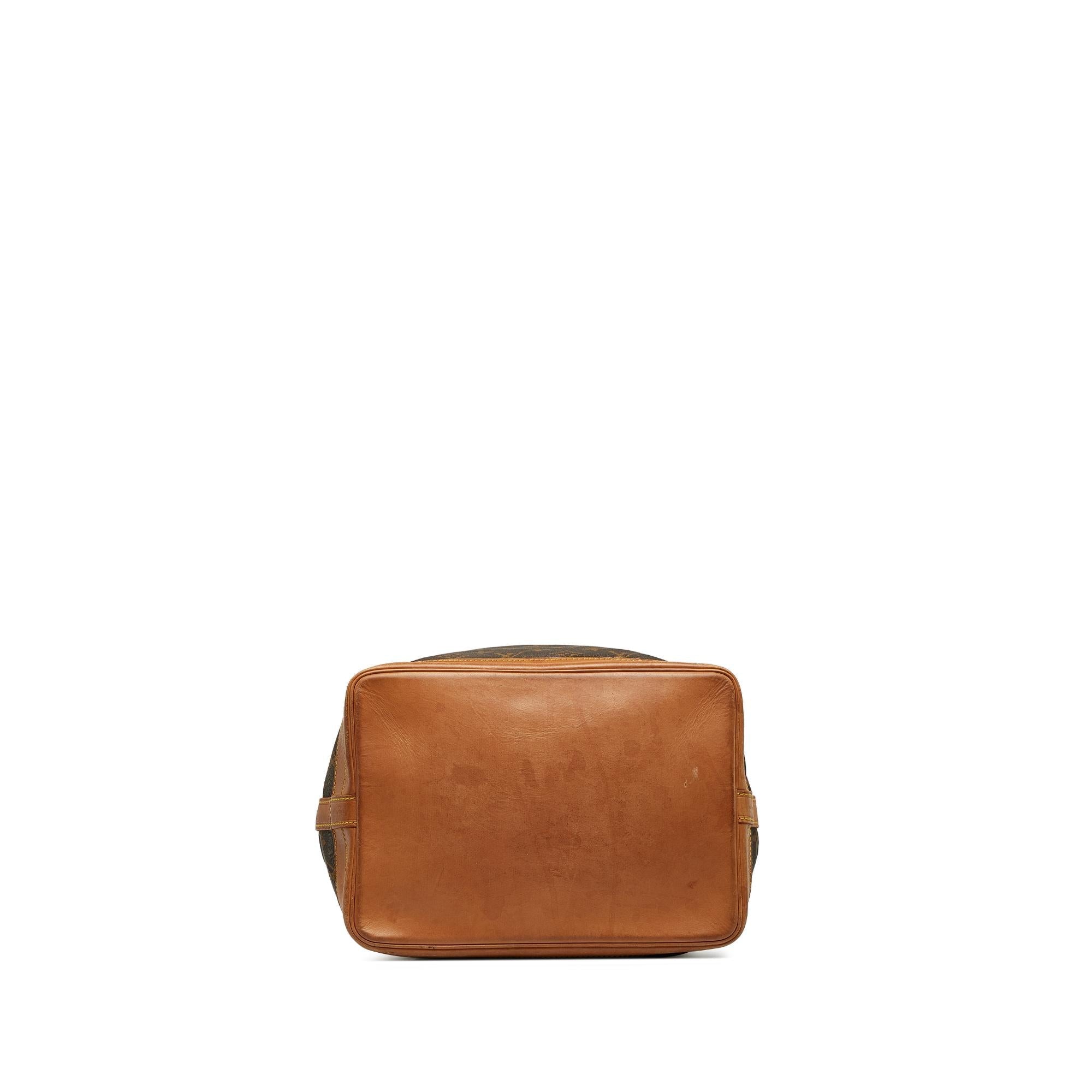 Louis Vuitton Monogram Noe GM (SHG-CXjUSc)