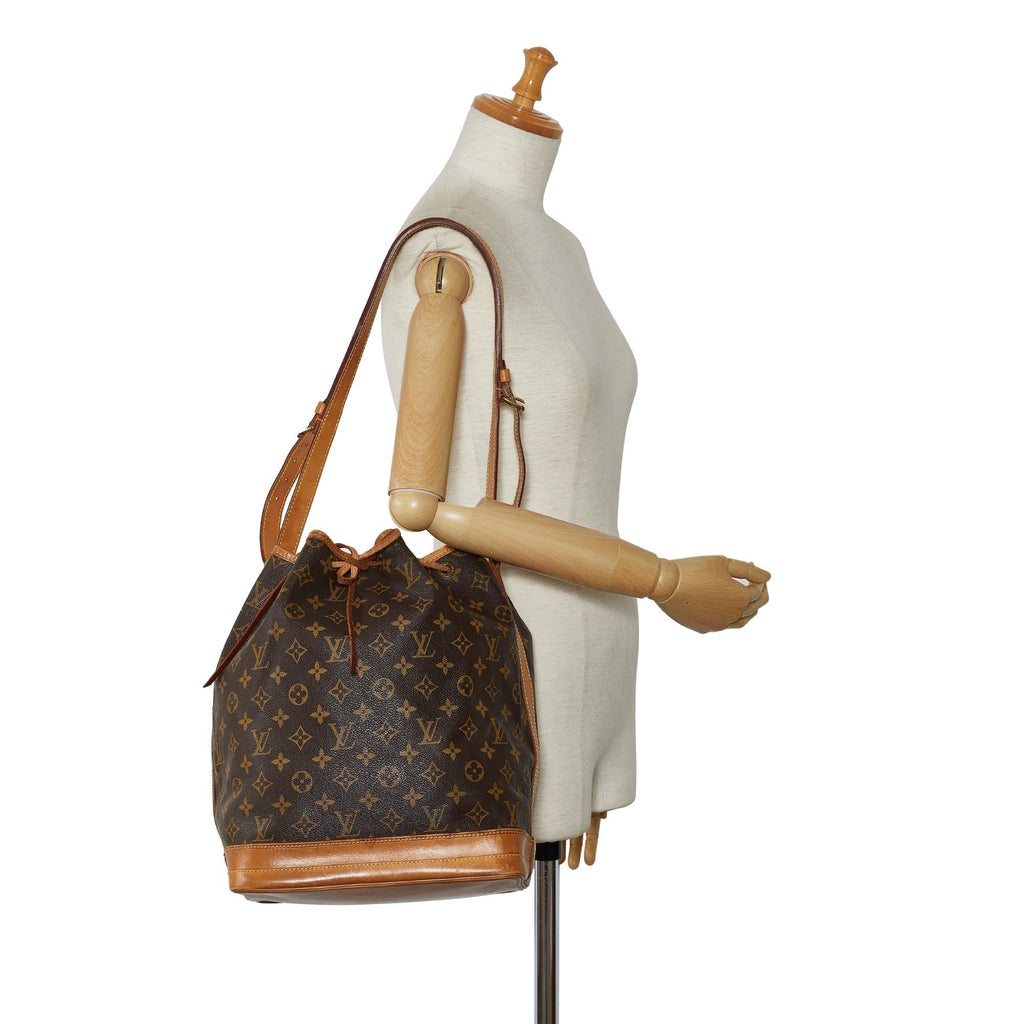 Louis Vuitton Monogram Noe GM (SHG-CXjUSc)