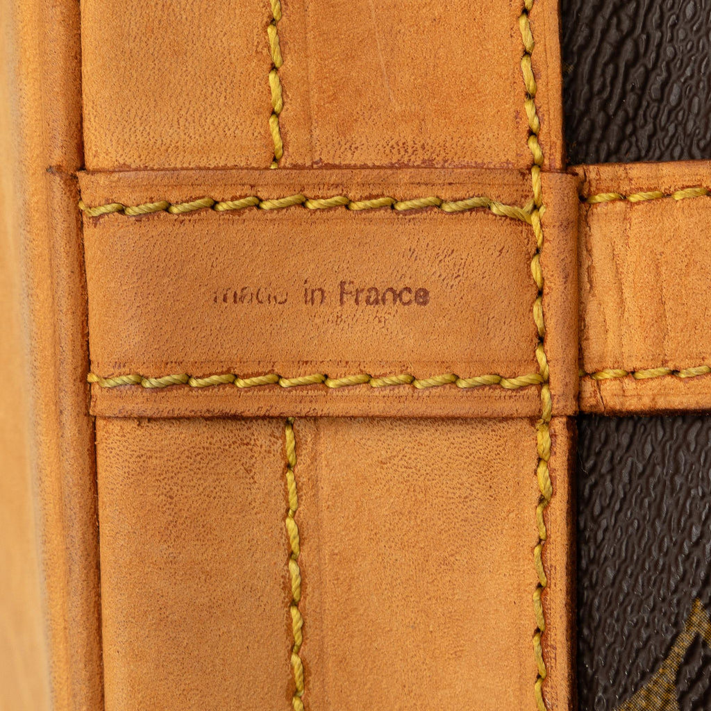 Louis Vuitton Monogram Noe GM (SHG-qxJerT)