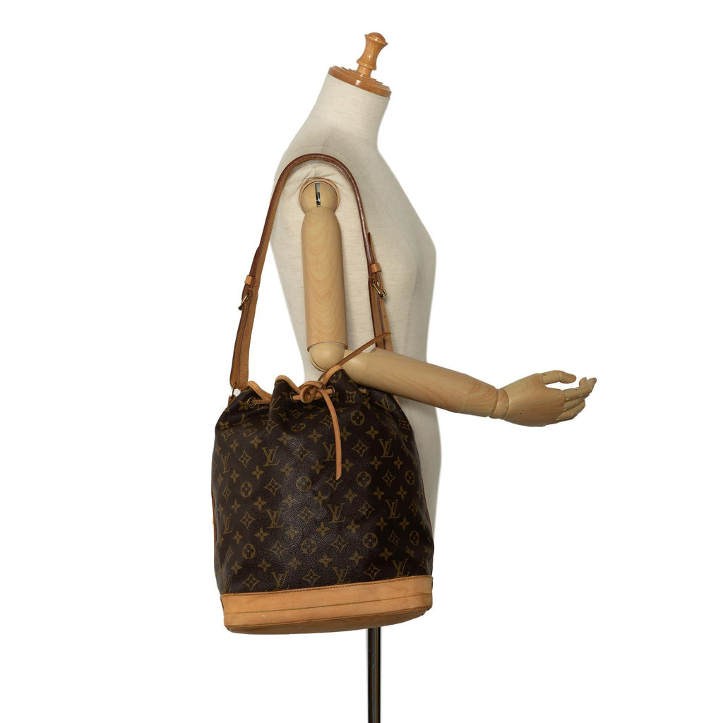 Louis Vuitton Monogram Noe GM (SHG-qxJerT)