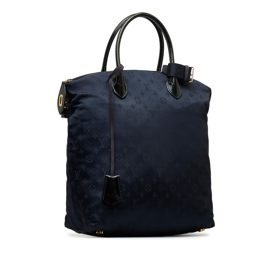 Louis Vuitton Monogram Nylon Desire Lockit Vertical MM (SHG-Yrhdgz)