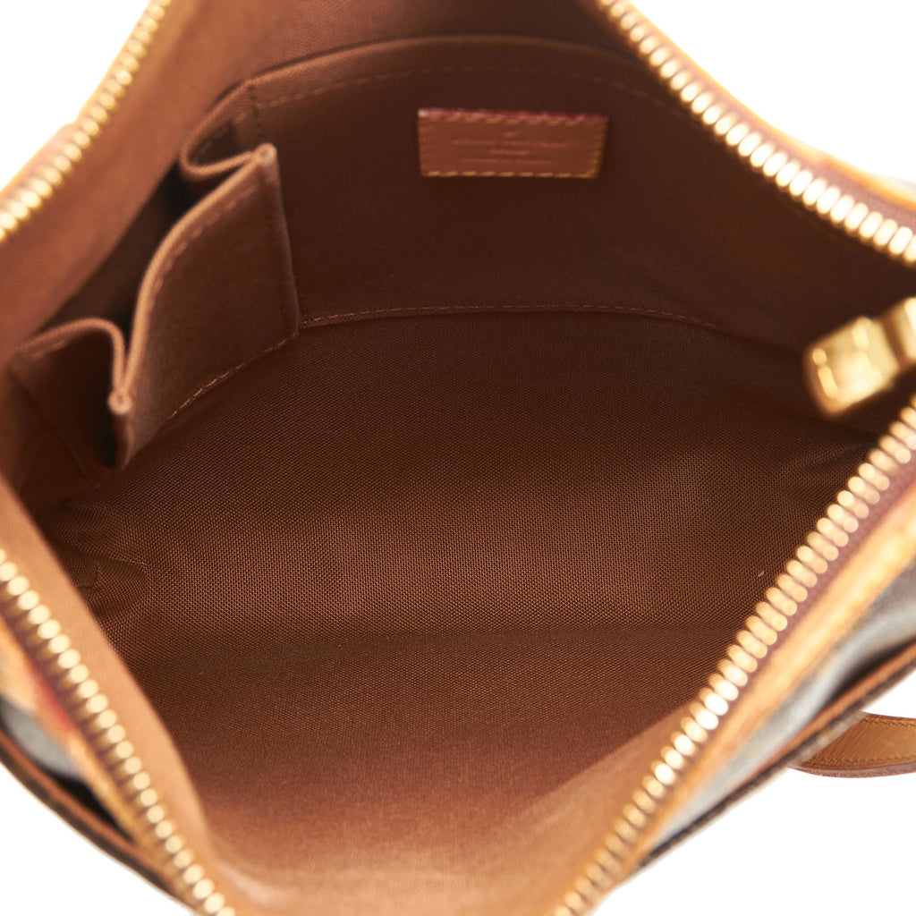 Louis Vuitton Monogram Odeon MM (SHG-KiUAGu)