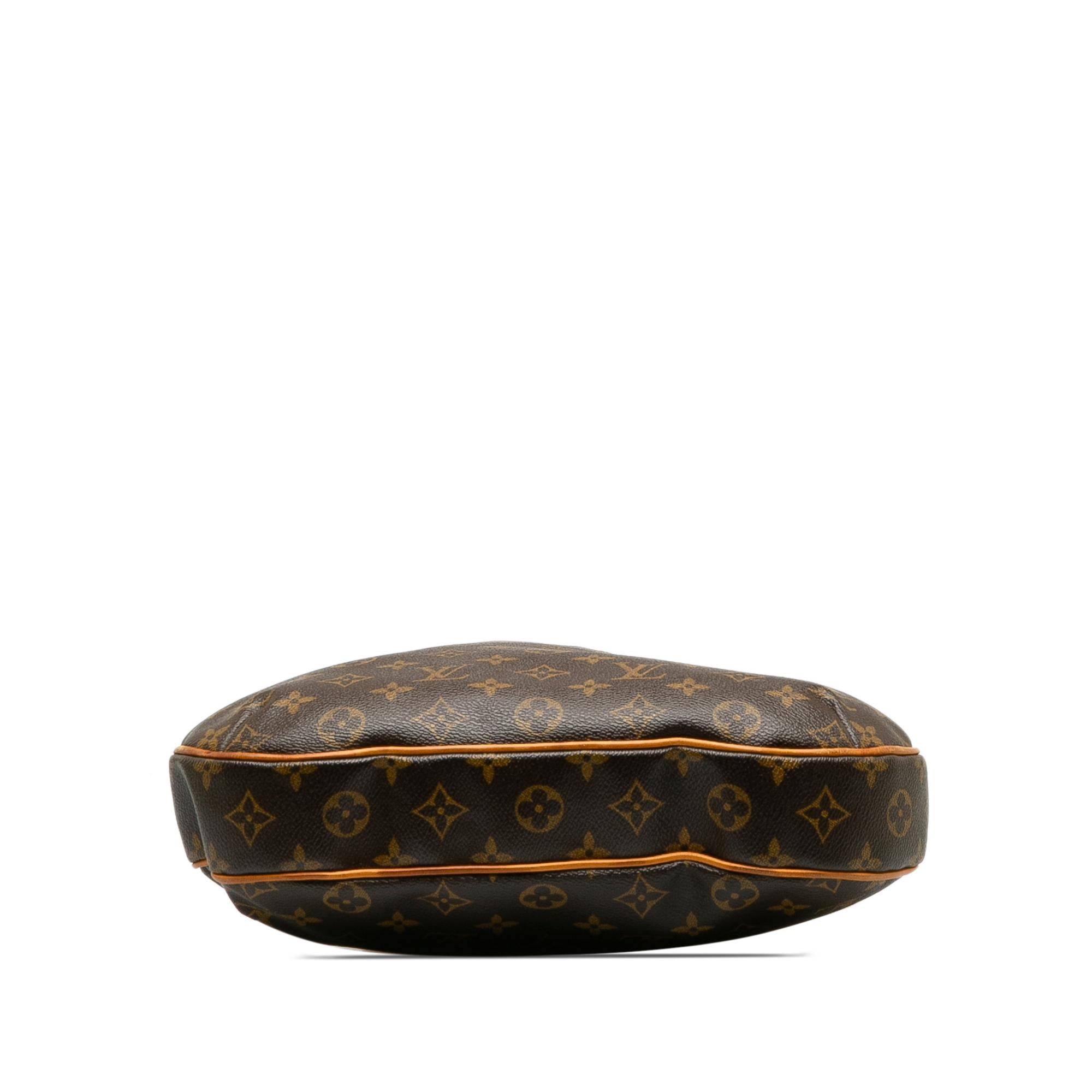 Louis Vuitton Monogram Odeon MM (SHG-tmSrxQ)