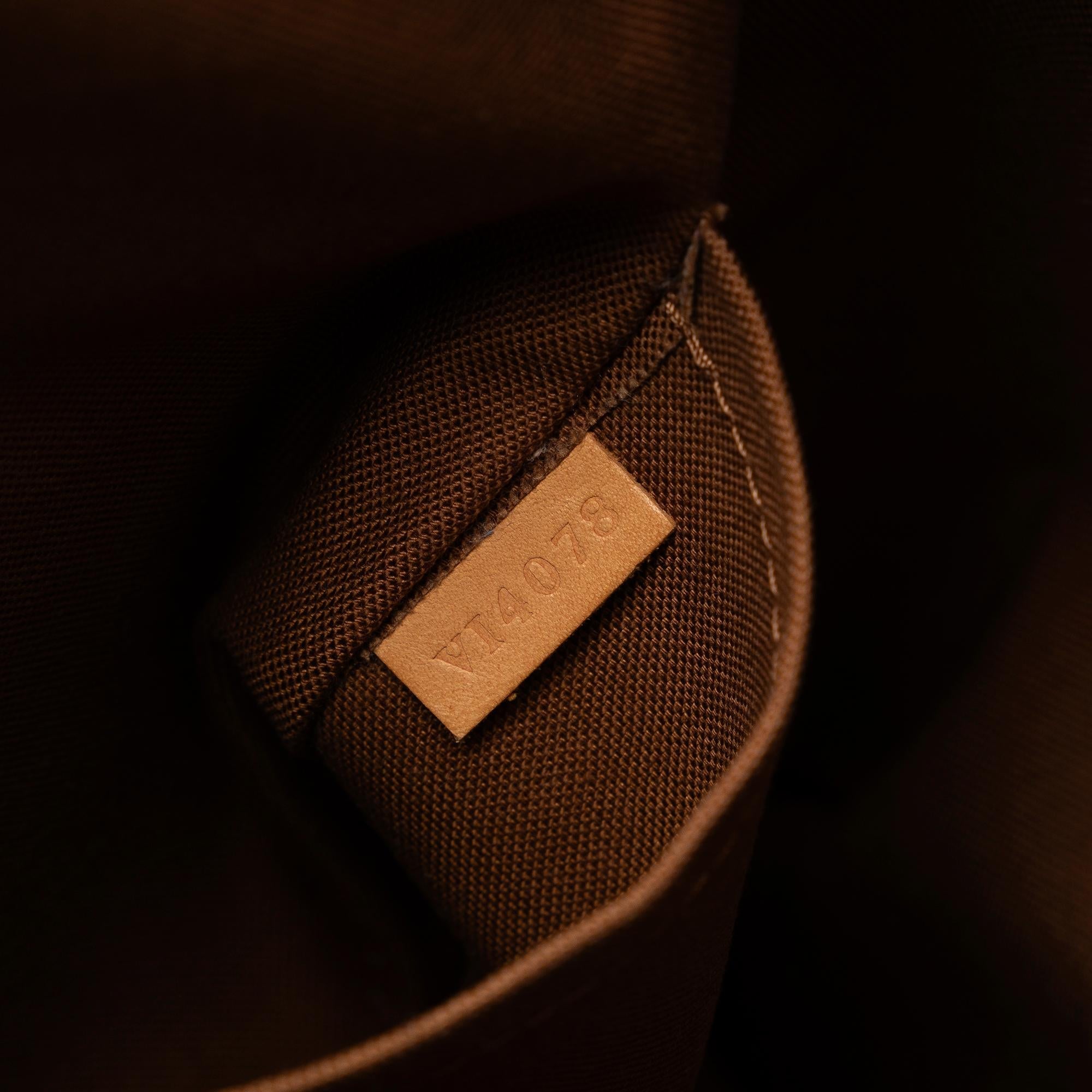 Louis Vuitton Monogram Odeon MM (SHG-tmSrxQ)