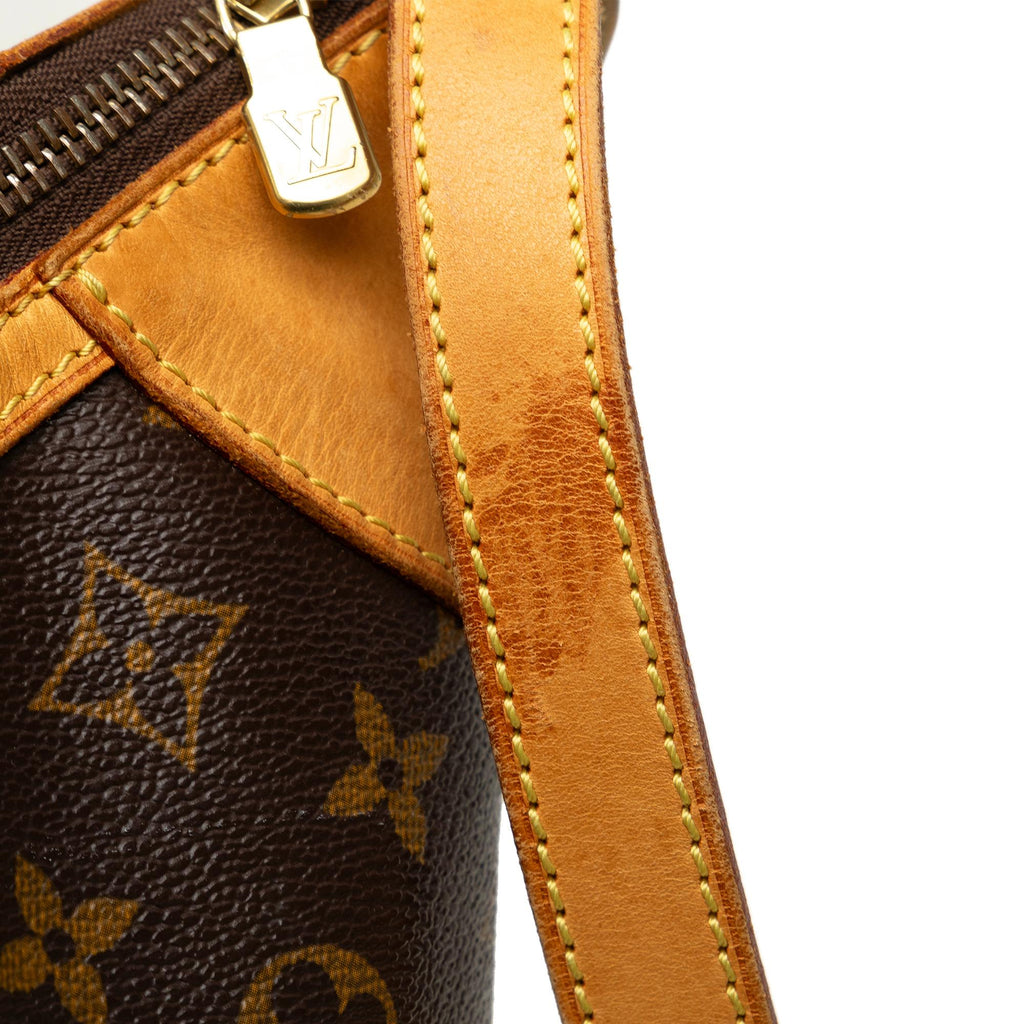 Louis Vuitton Monogram Odeon MM (SHG-tmSrxQ)