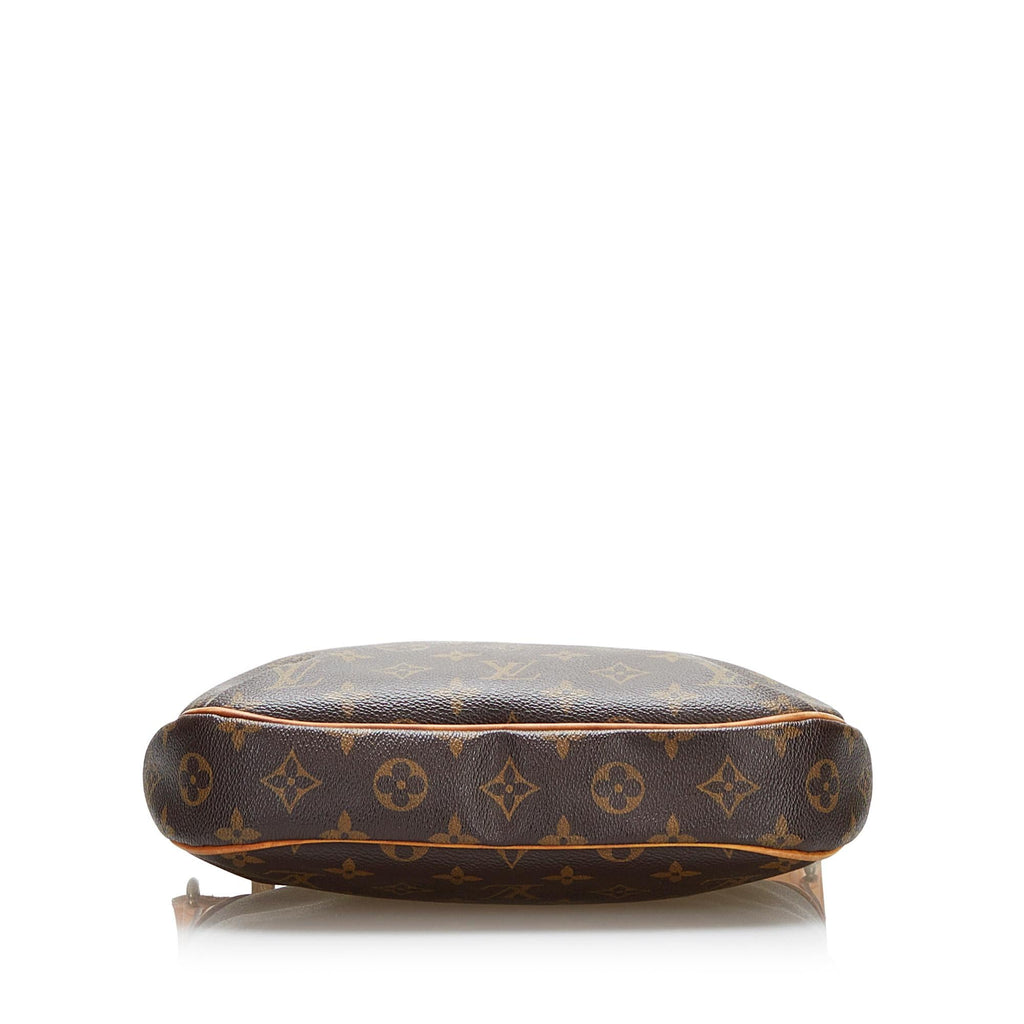 Louis Vuitton Monogram Odeon PM (SHG-QIl4Xl)