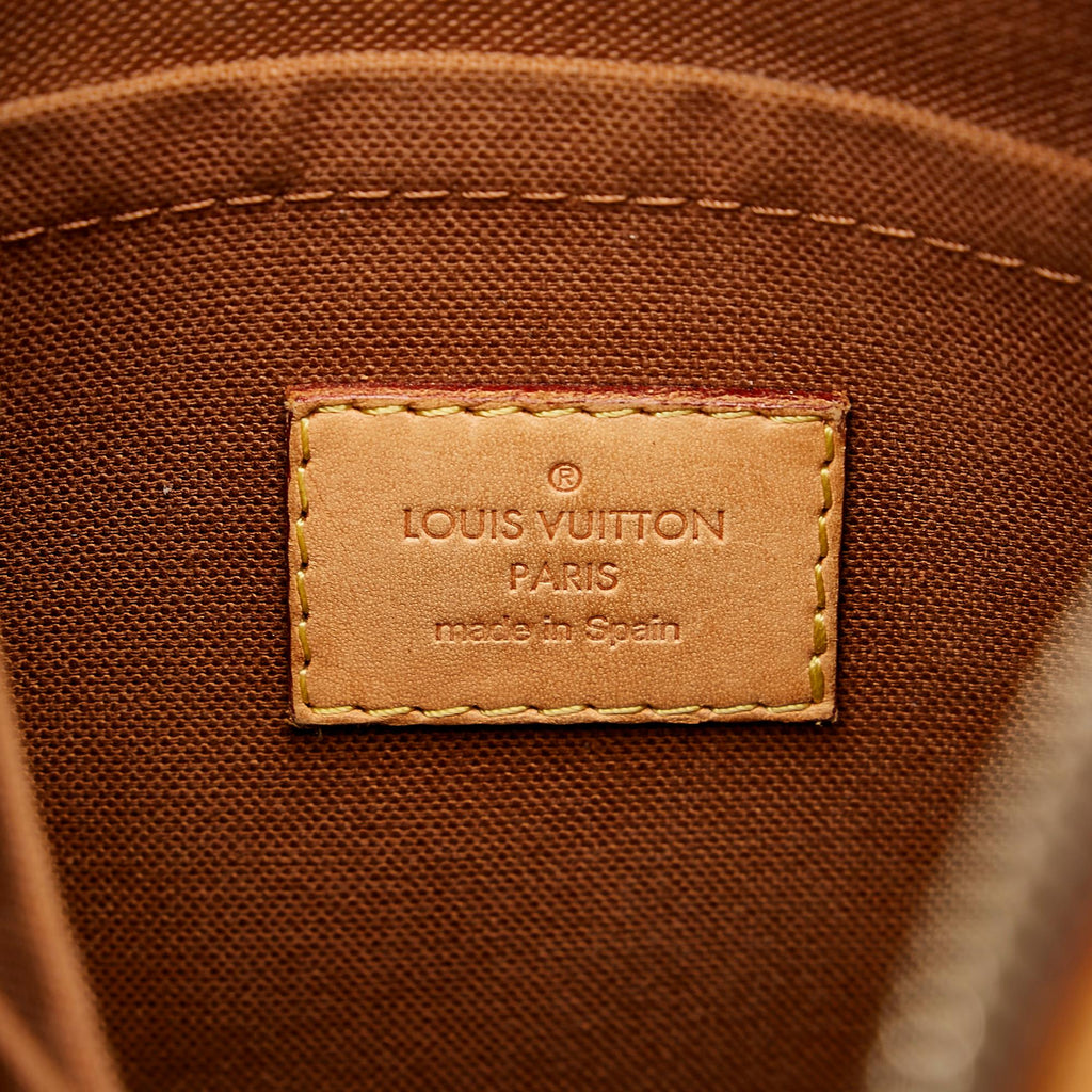 Louis Vuitton Monogram Odeon PM (SHG-QIl4Xl)