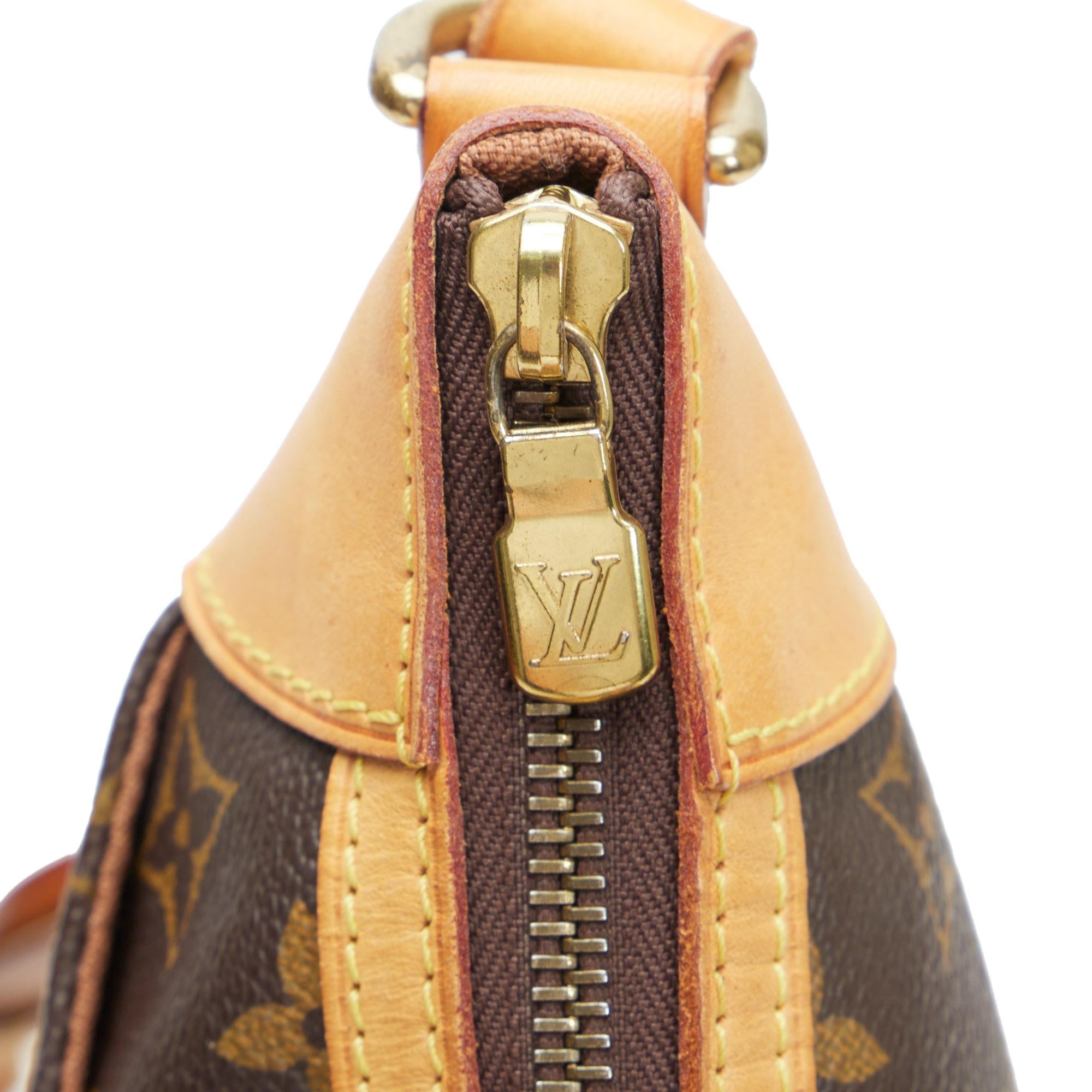 Louis Vuitton Monogram Odeon PM (SHG-upgNnk)