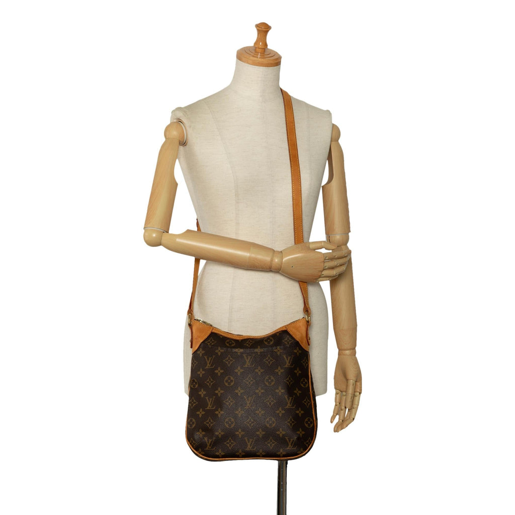 Louis Vuitton Monogram Odeon PM (SHG-niF5YE)