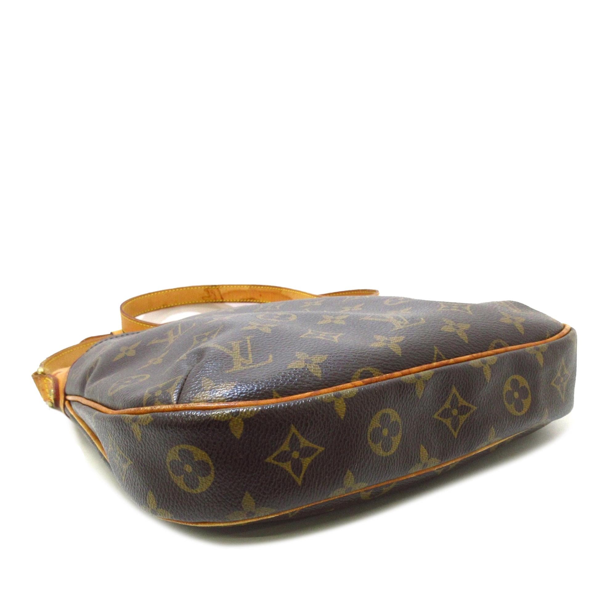 Louis Vuitton Monogram Odeon PM (SHG-eE0vT7)