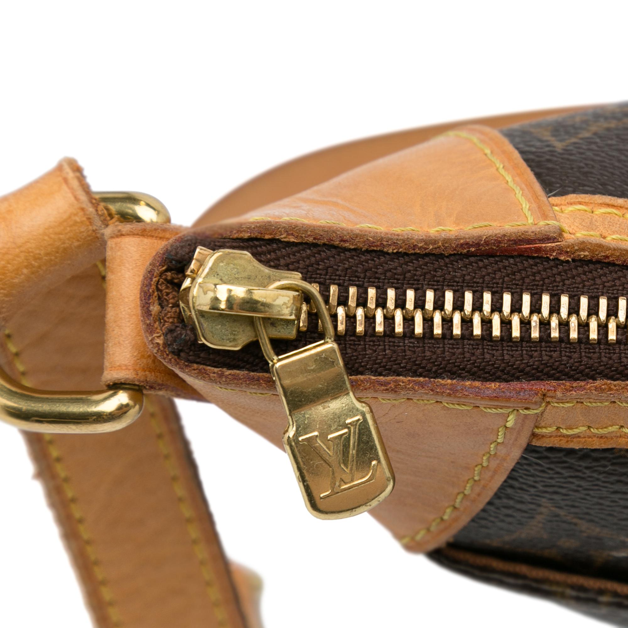Louis Vuitton Monogram Odeon PM (SHG-n8iDYP)