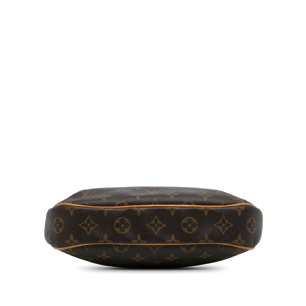 Louis Vuitton Monogram Odeon PM (SHG-n8iDYP)