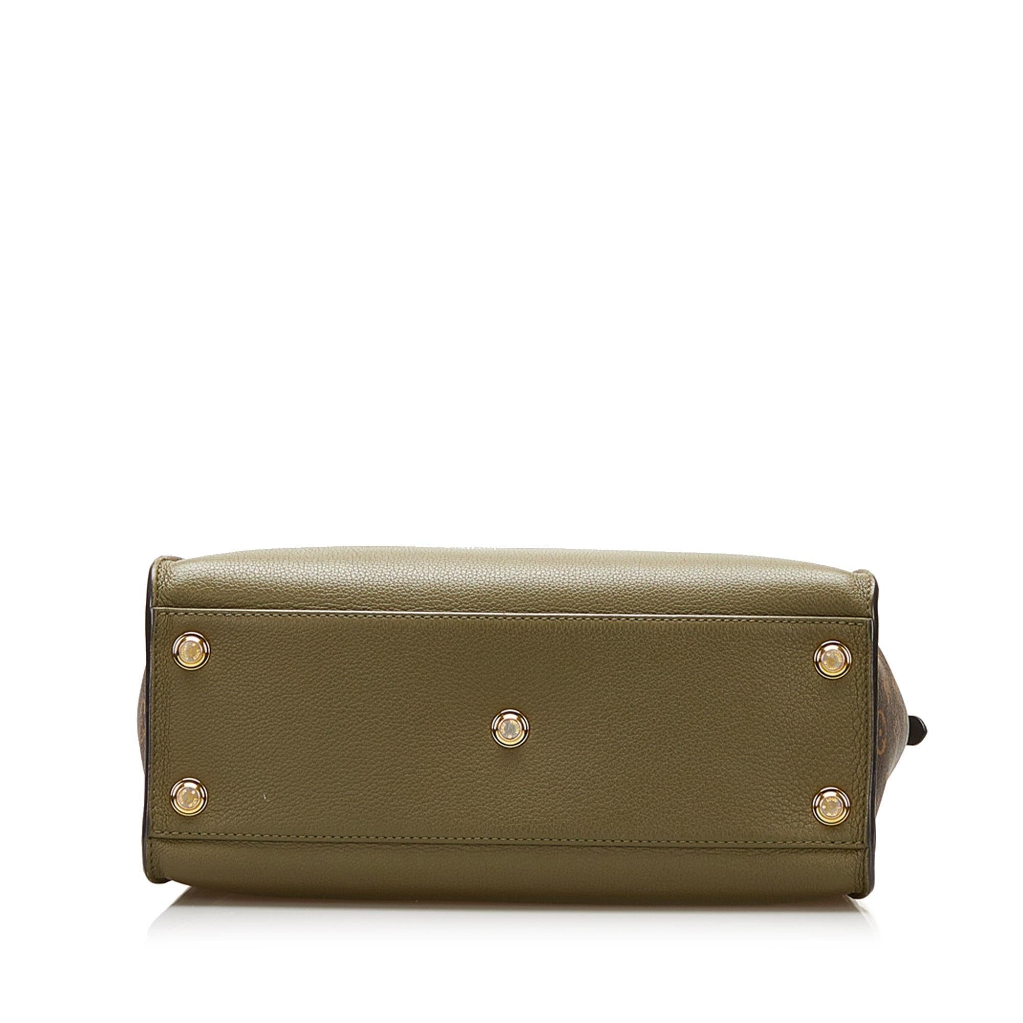 Louis Vuitton Monogram On My Side (SHG-TRT71o)
