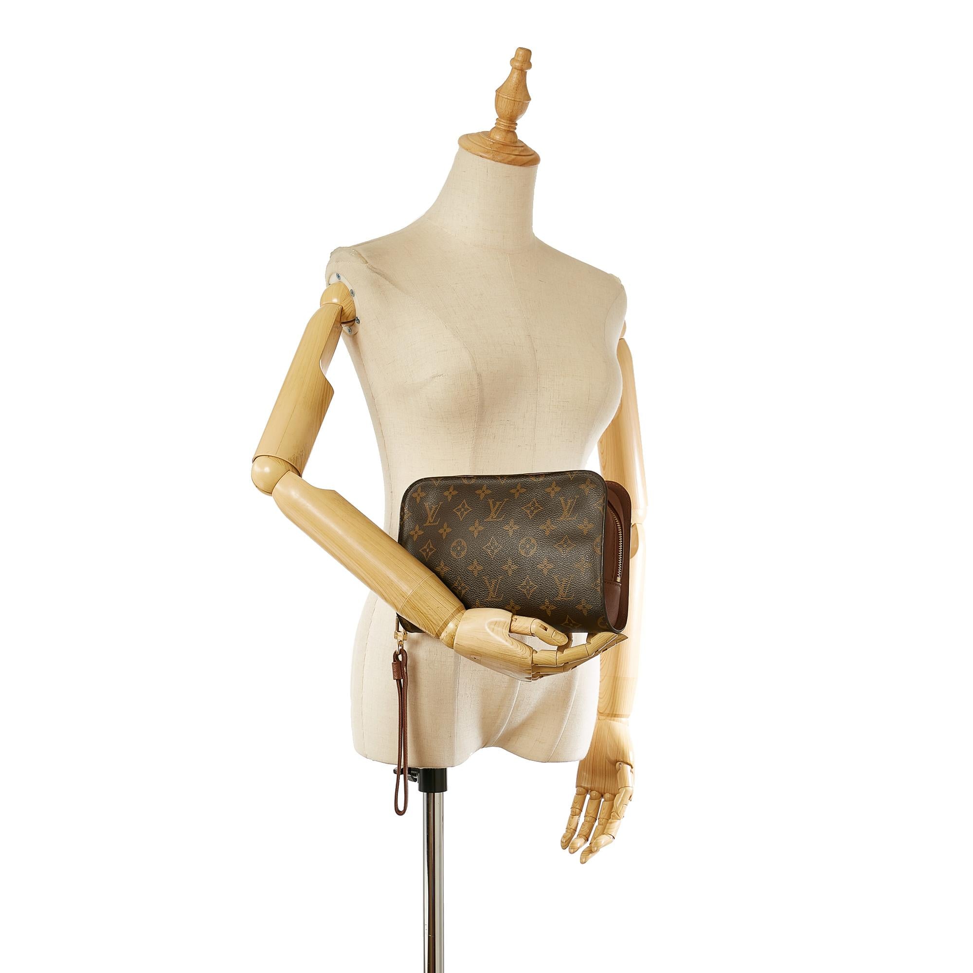 Louis Vuitton Monogram Orsay (SHG-23659)
