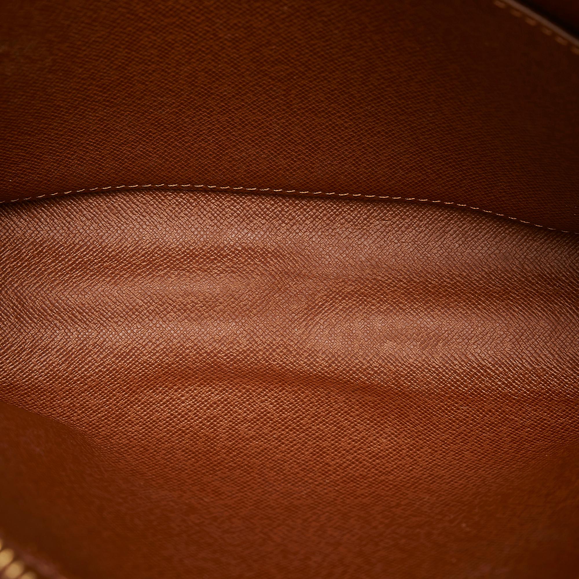 Louis Vuitton Monogram Orsay (SHG-32263)