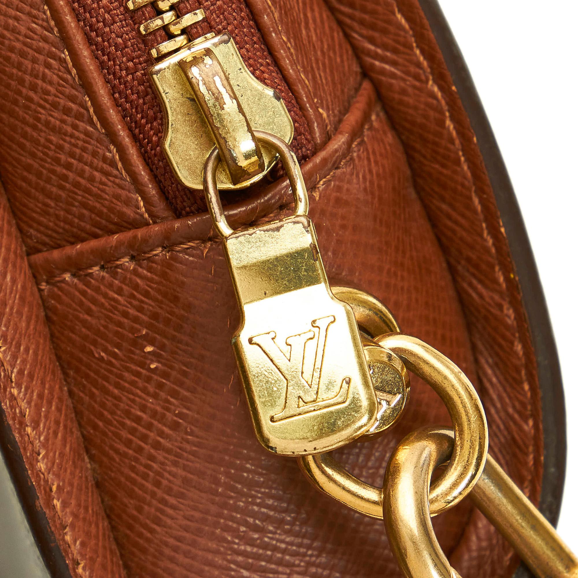 Louis Vuitton Monogram Orsay (SHG-32932)