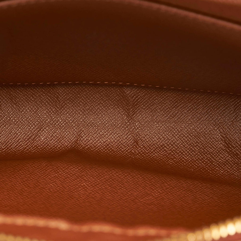 Louis Vuitton Monogram Orsay (SHG-32932)