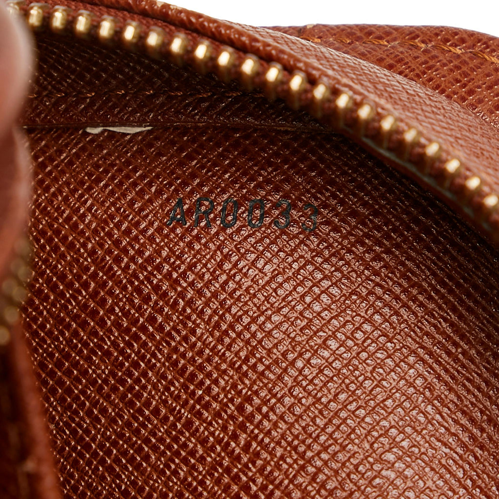 Louis Vuitton Monogram Orsay (SHG-35702)